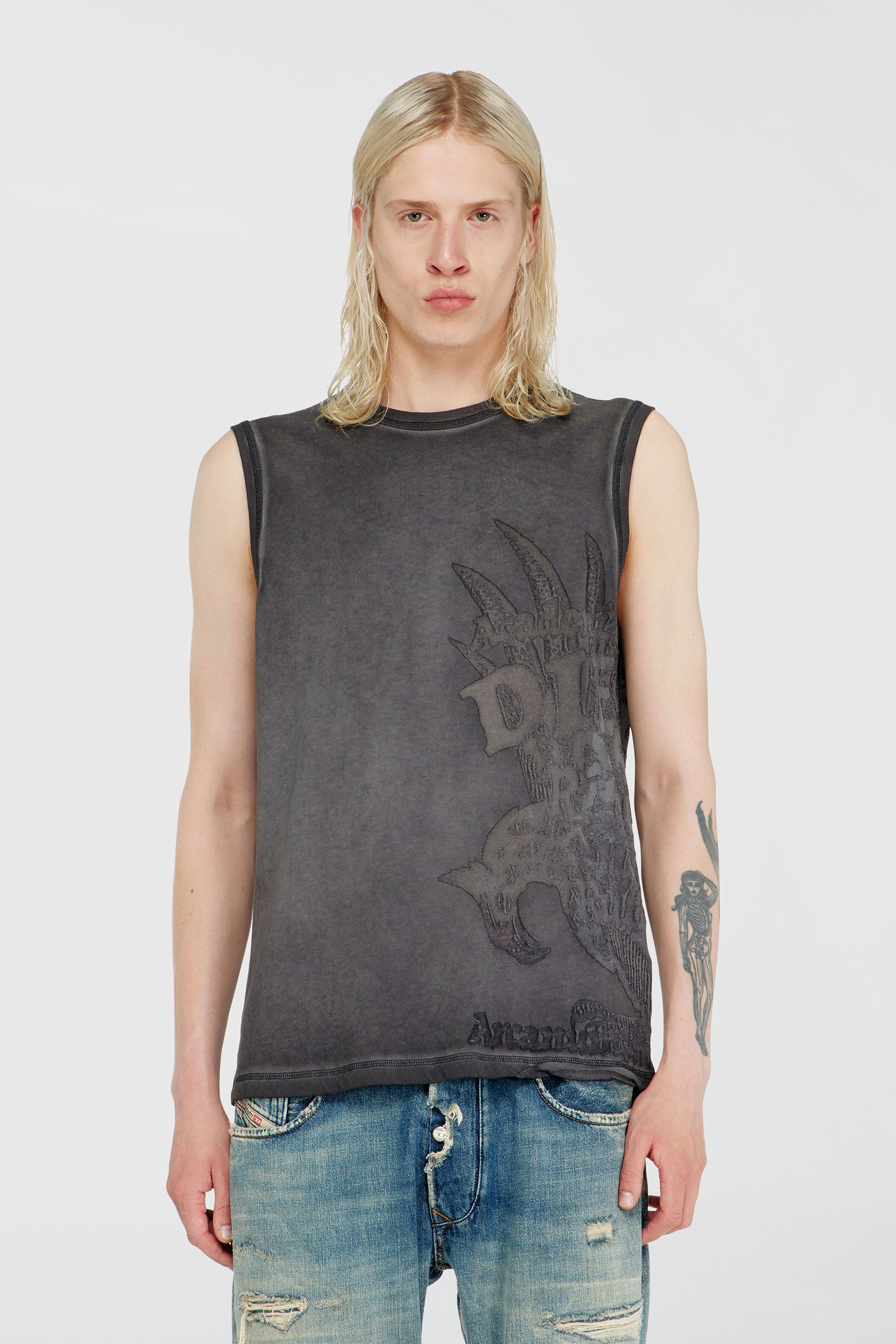 Diesel - T-RAWBISCO, D&eacute;bardeur sans manches avec graphismes emboss&eacute;s Homme in Gris - 5