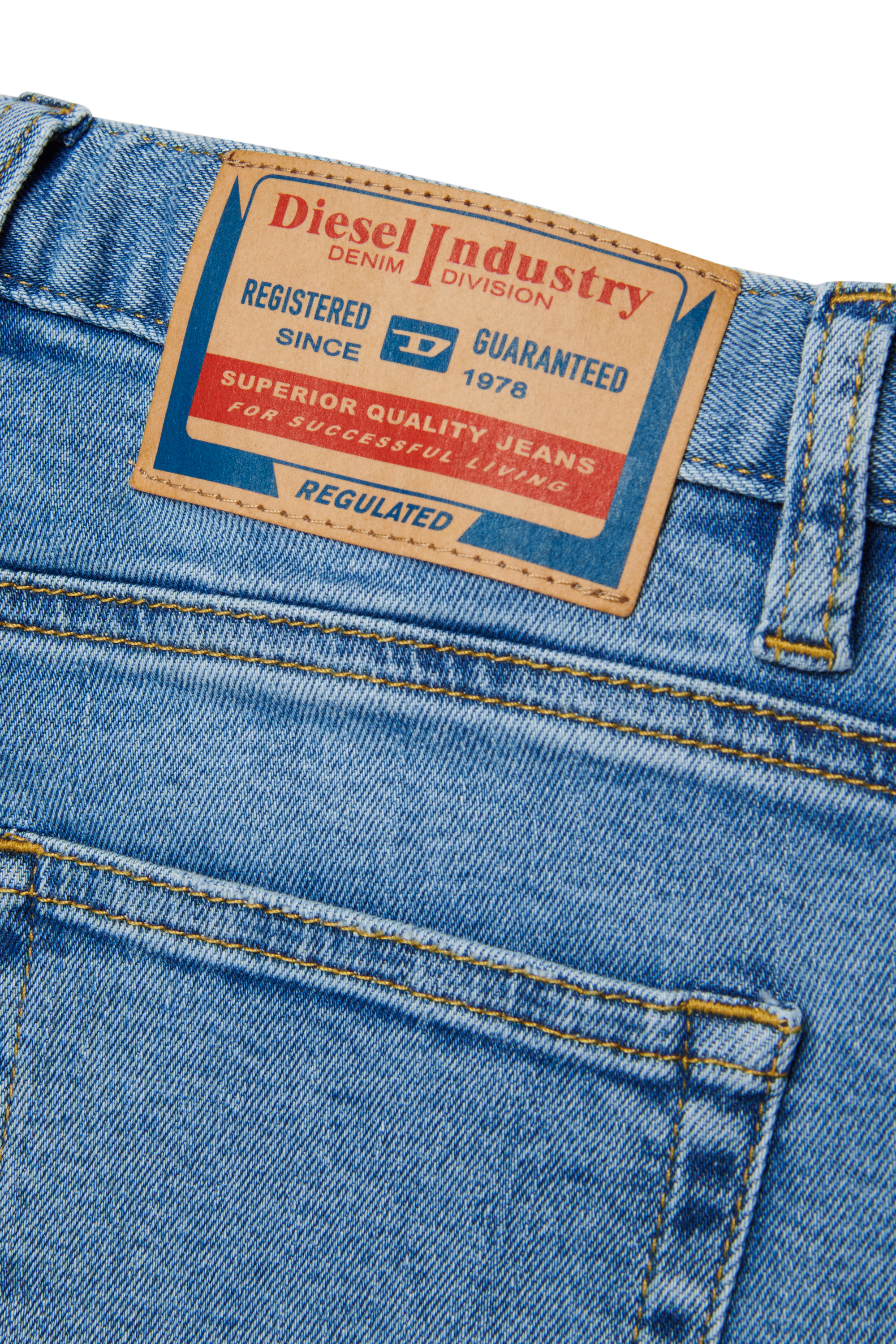 D-ARGJX-SHORT-J, Bleu Clair