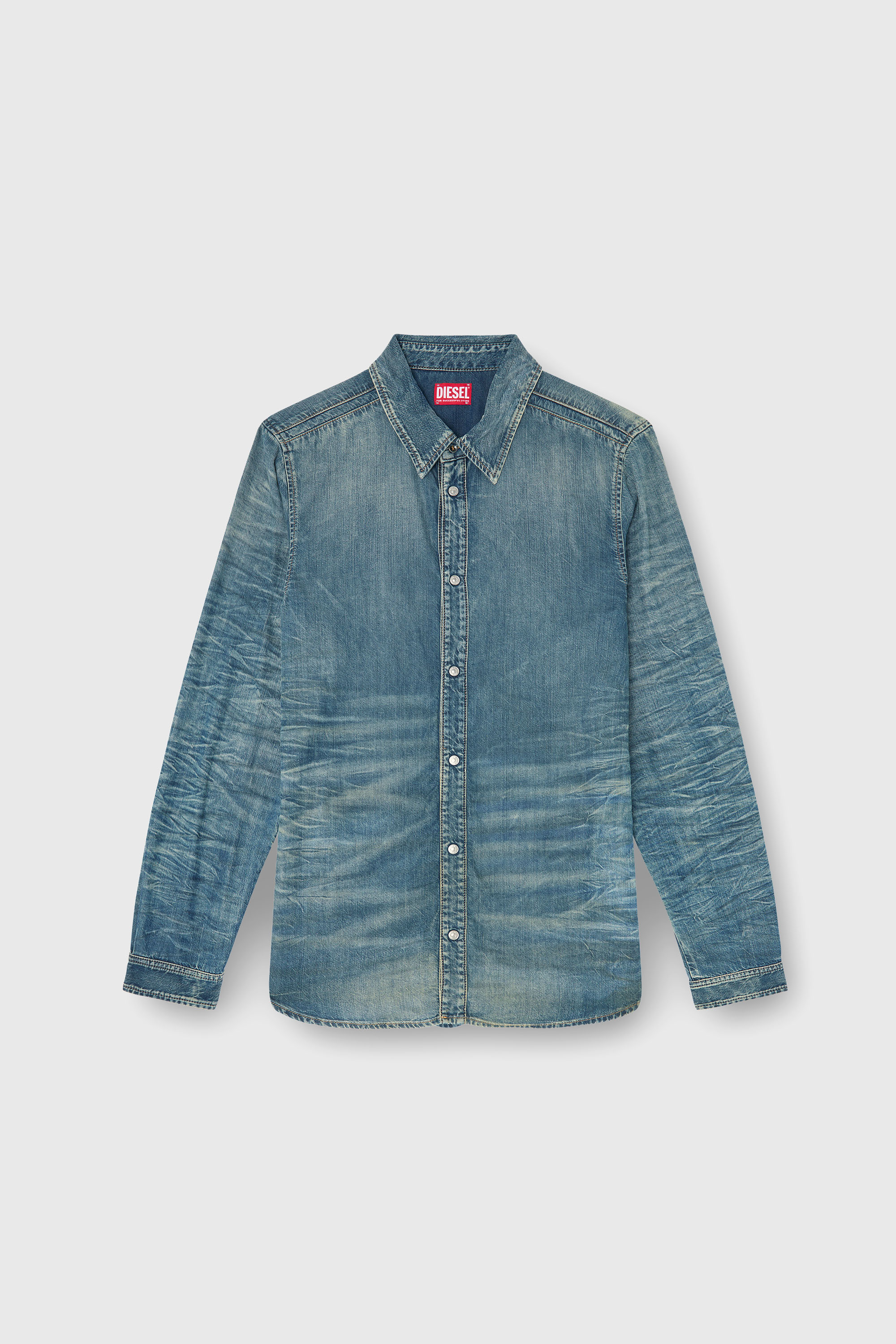 Diesel - D-SYNAR-FSJ4, Chemise en denim effet froiss&eacute; dirty Homme in ToBeDefined - 2