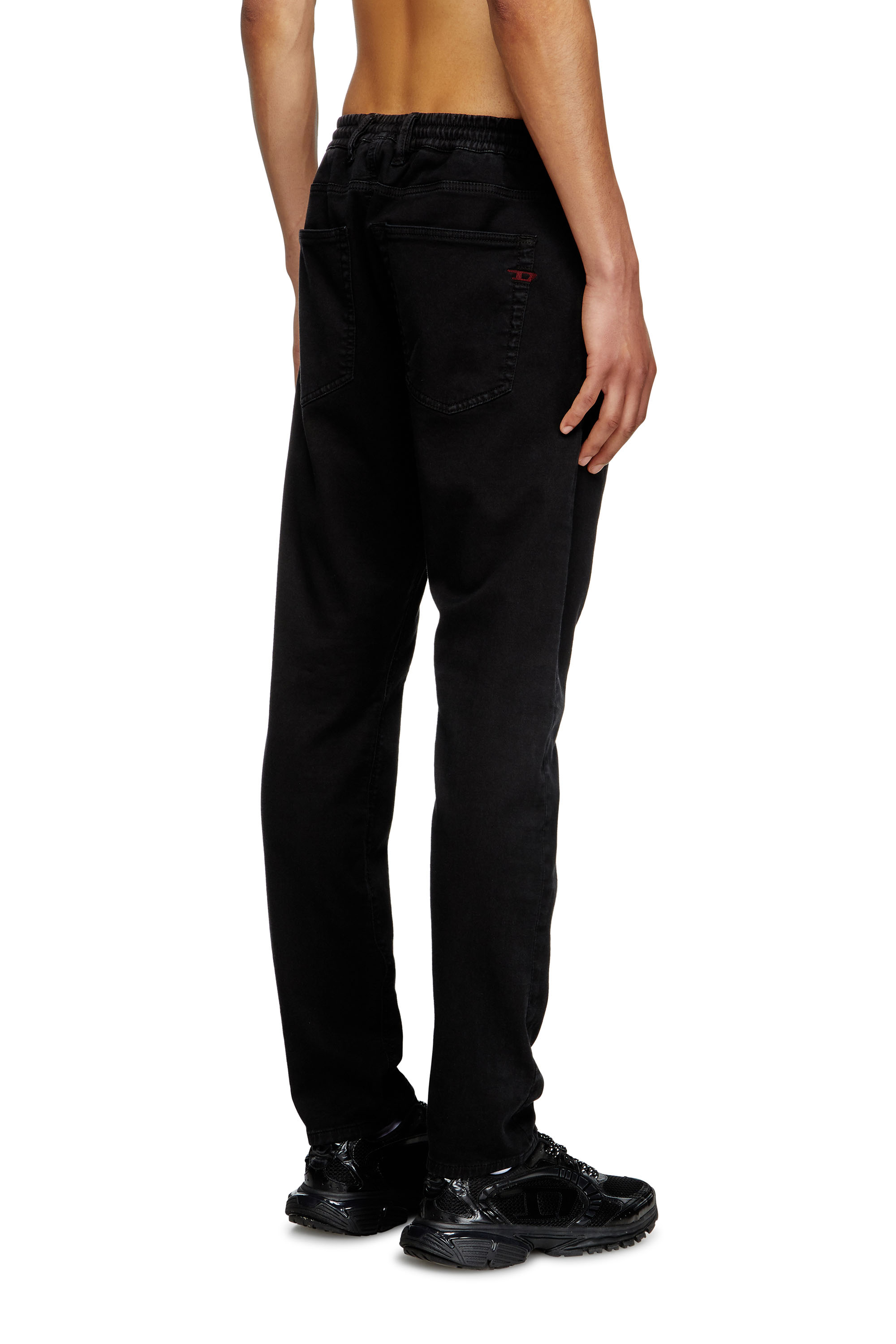 Diesel - Regular 2032 D-Krooley Joggjeans® 068NH Homme, Noir/Gris foncé - Image 4