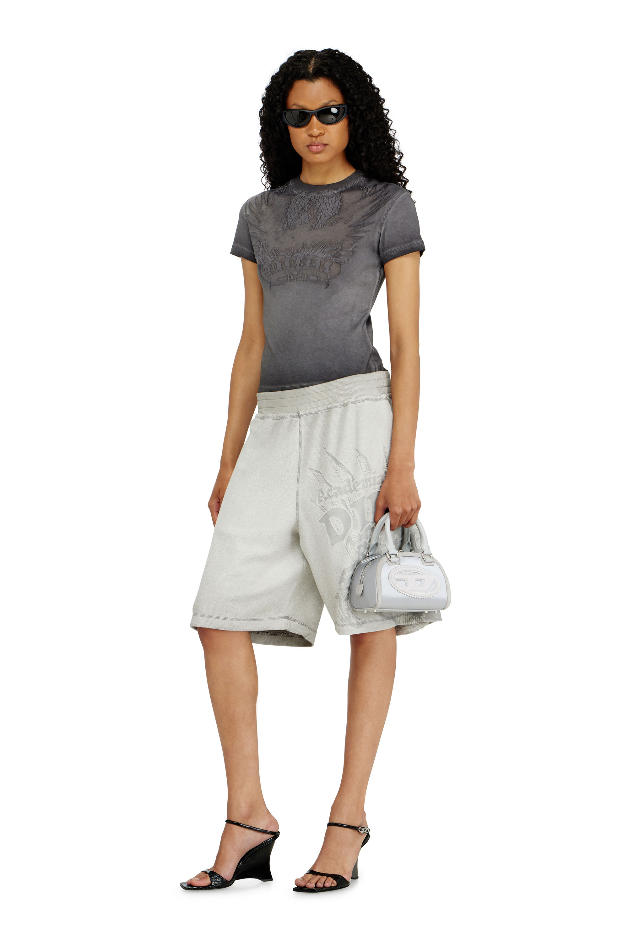 Diesel - 1DR DOME CROSSBODY, 1DR Dome - Mini sac bandouli&egrave;re en satin et su&egrave;de Femme in Gris argent&eacute; - 1