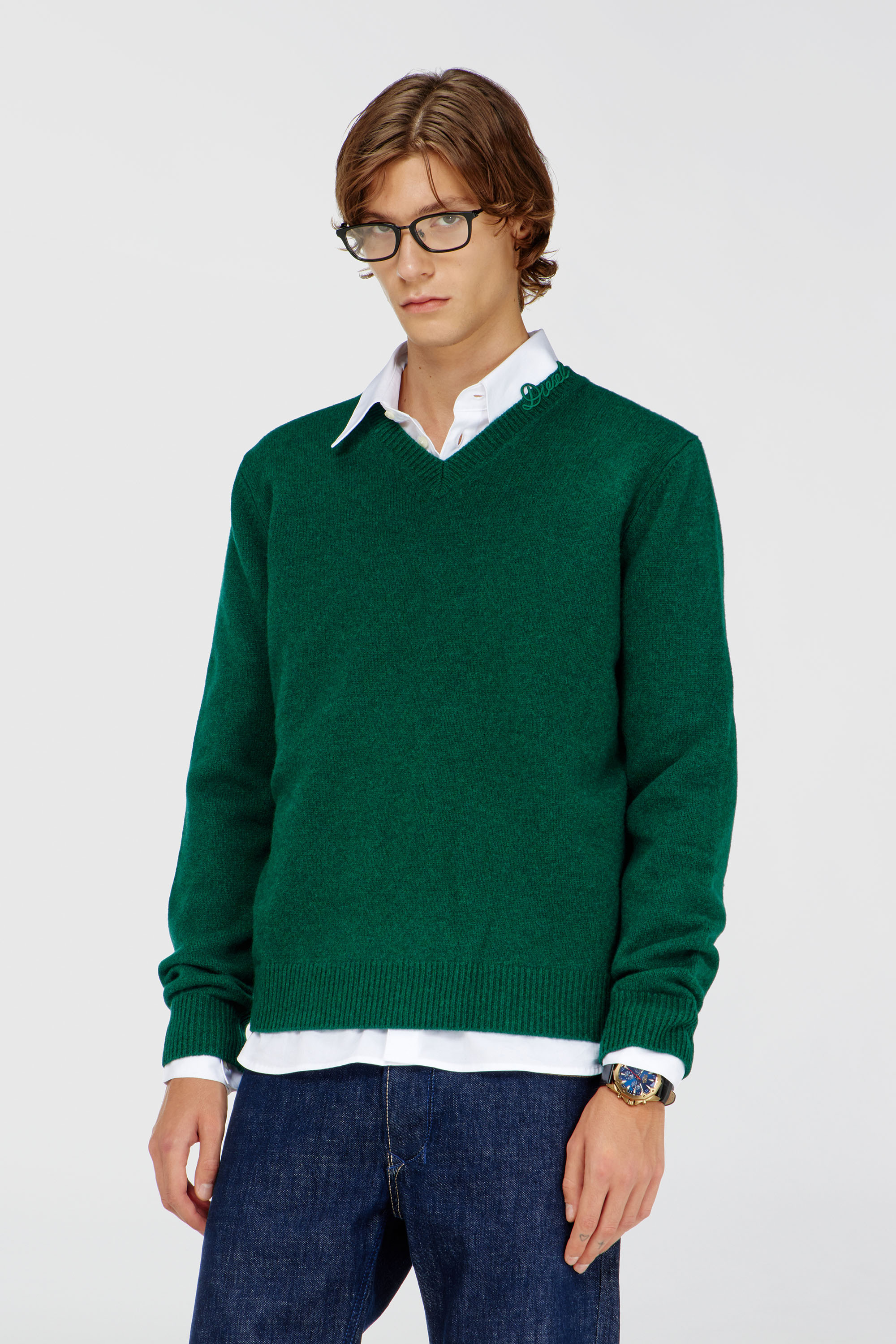 Diesel - K-IMER, Pull en laine col V avec logo sur le col Homme in Vert - 2