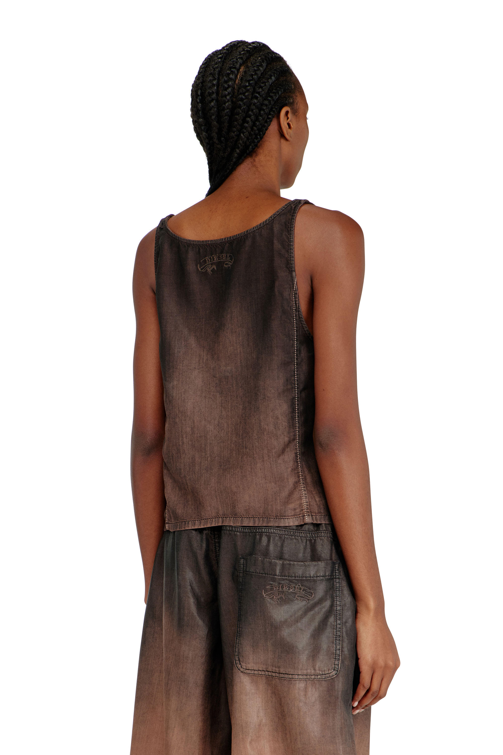 Diesel - DE-NORIAN-S, D&eacute;bardeur en denim enduit fluide Femme in Marron - 4