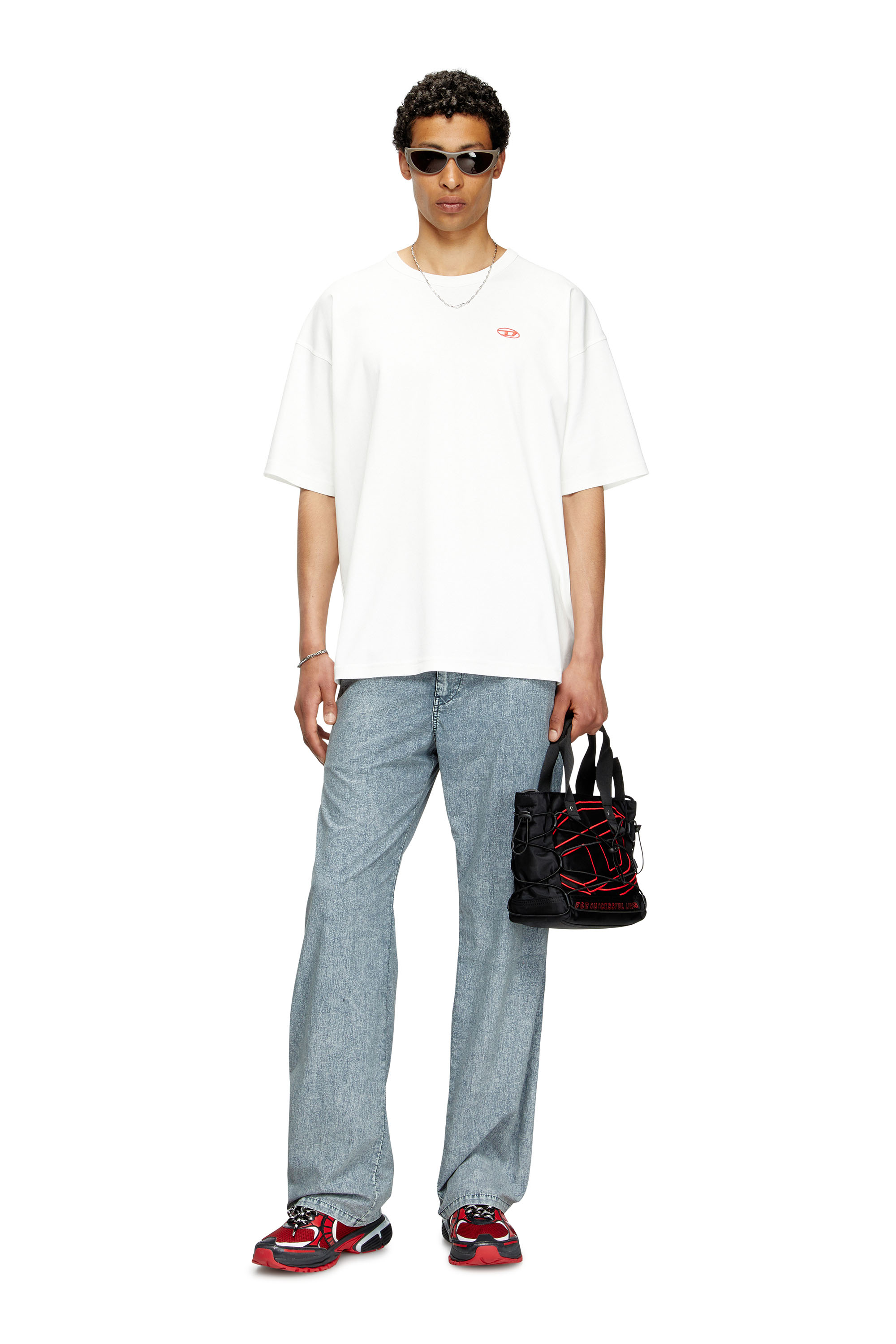 Diesel - T-BOXT-T6, T-shirt avec Oval D rouge Homme in Blanc - 2