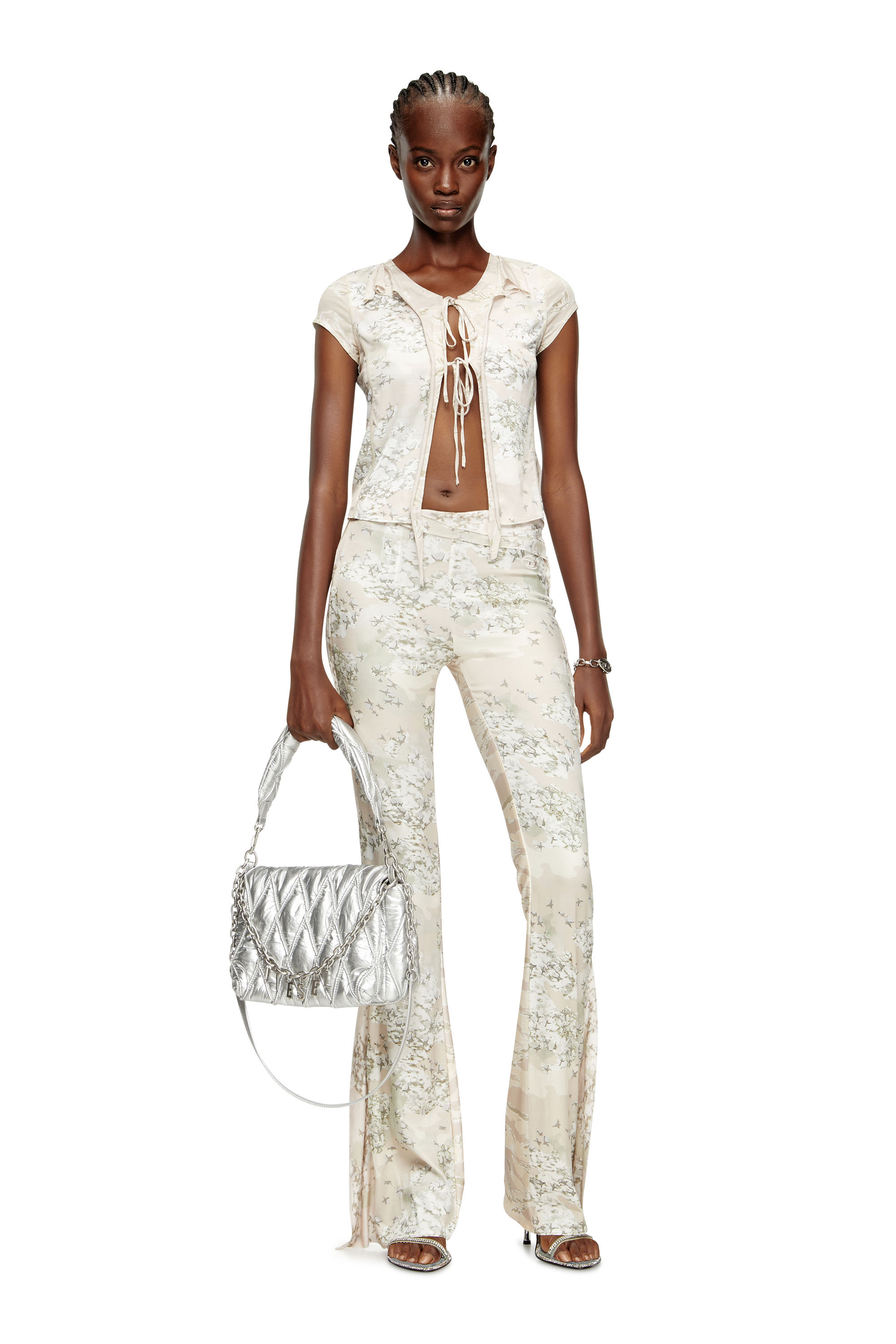 Diesel - T-AFRYMY, Haut à nouer avec imprimés camouflage mélangés Femme in Beige - 1