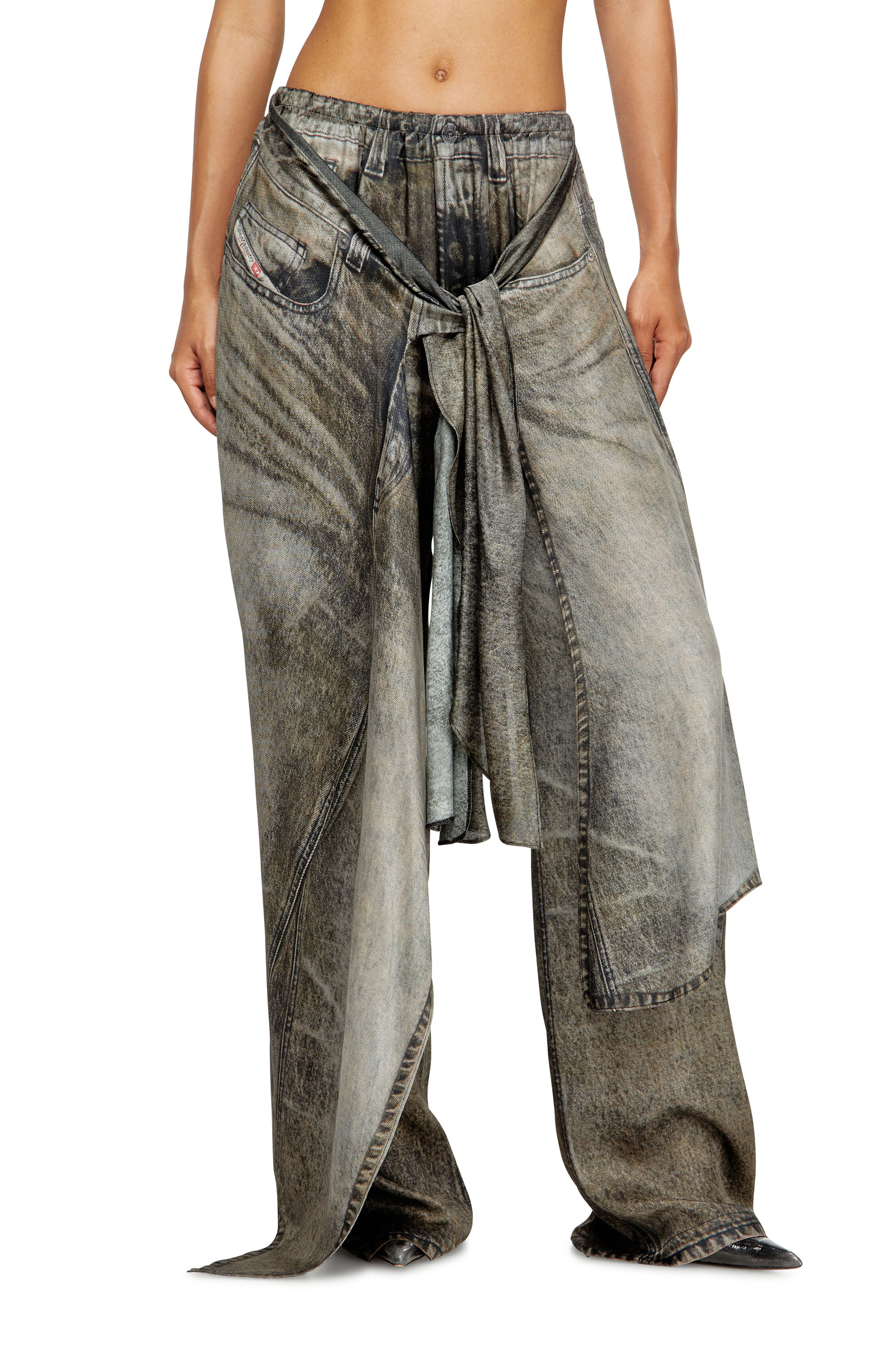 Diesel - P-ALOMA, Pantalon croisé en viscose effet denim Femme in Gris - 1