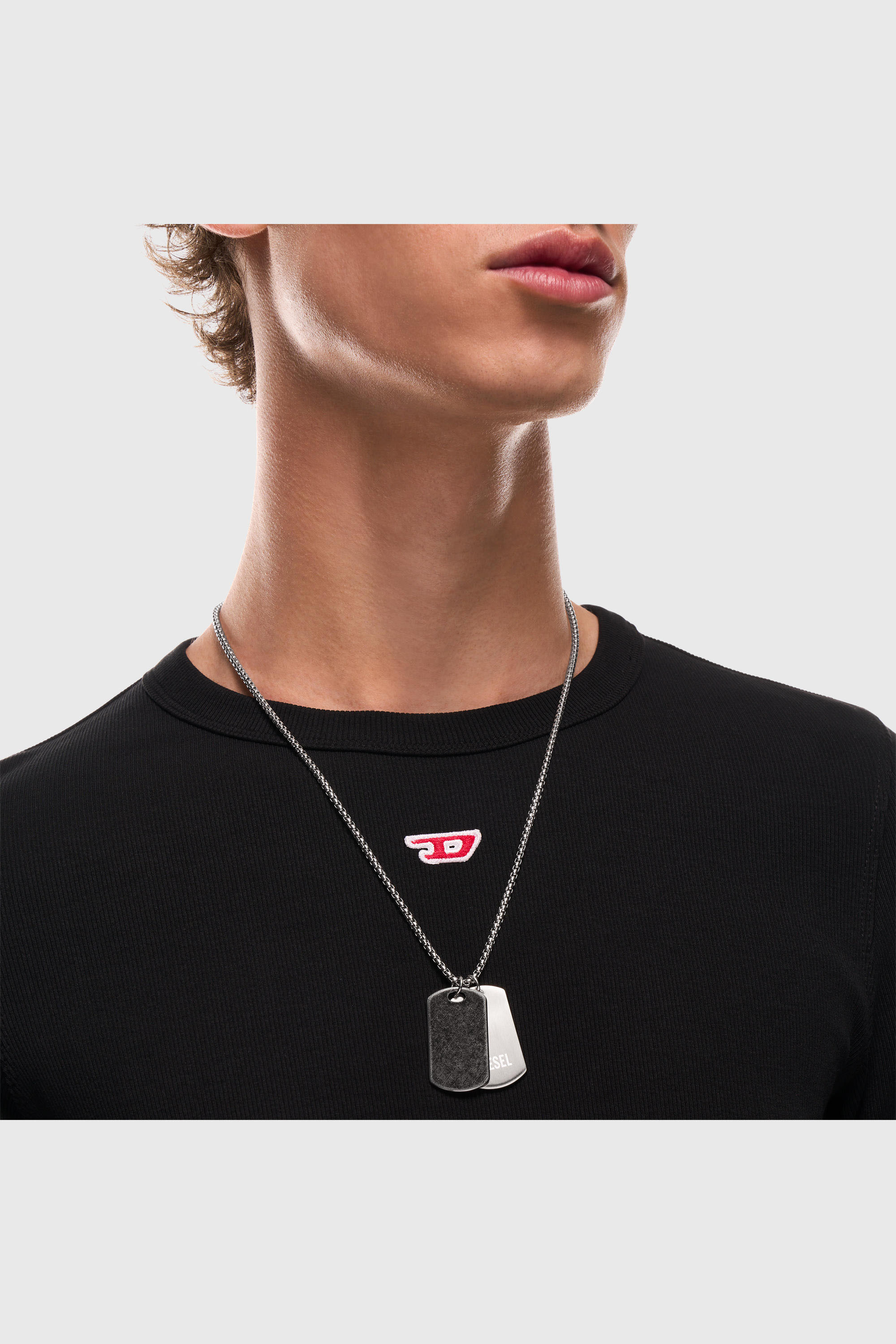 Diesel - DX1749040, Collier &agrave; pendentif plaque militaire en acier inoxydable avec texture denim Mixte in Gris argent&eacute; - 4