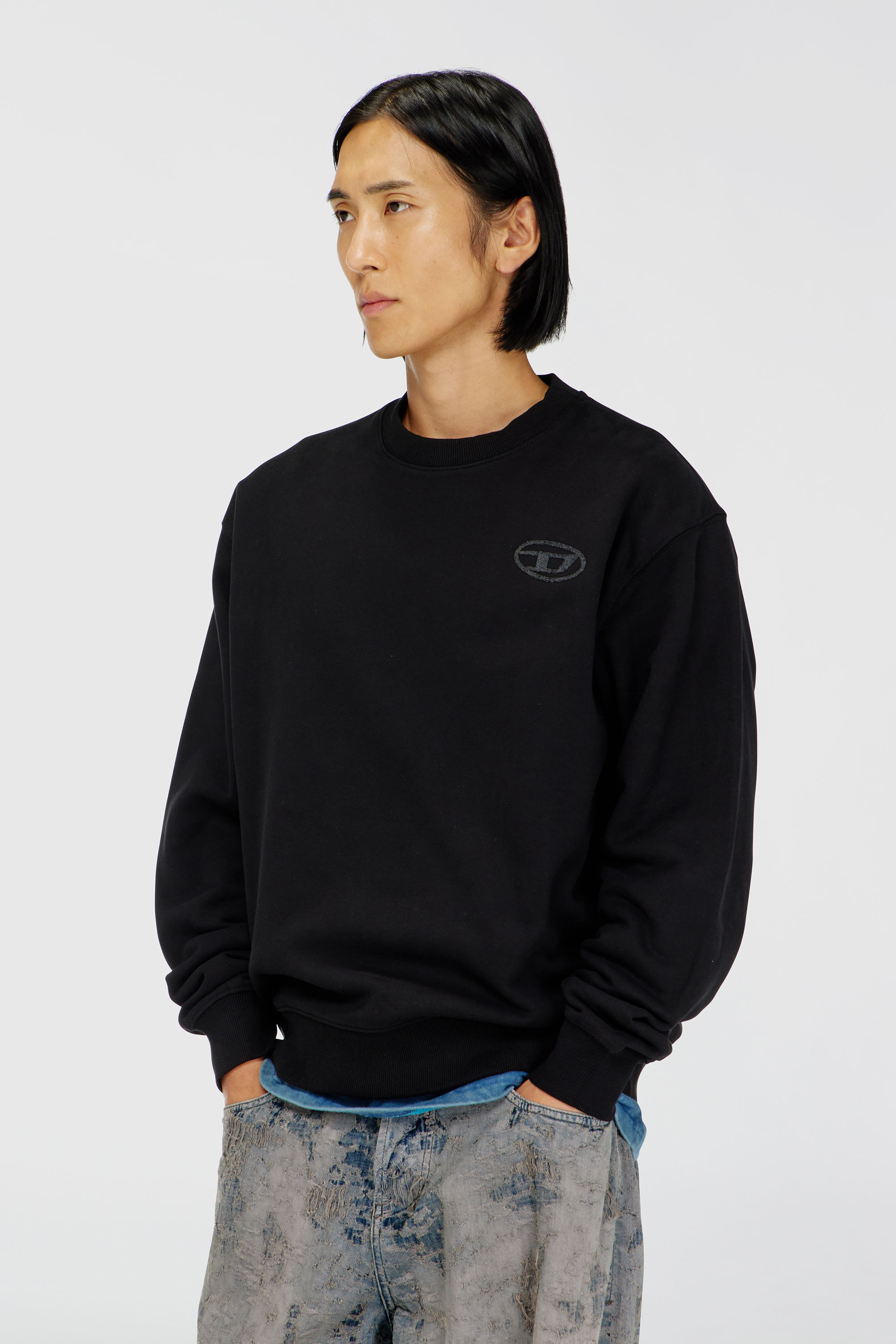 Diesel - S-LUK-R-T92, Pull en coton avec broderie logo Oval D ton sur ton Homme in Noir - 3