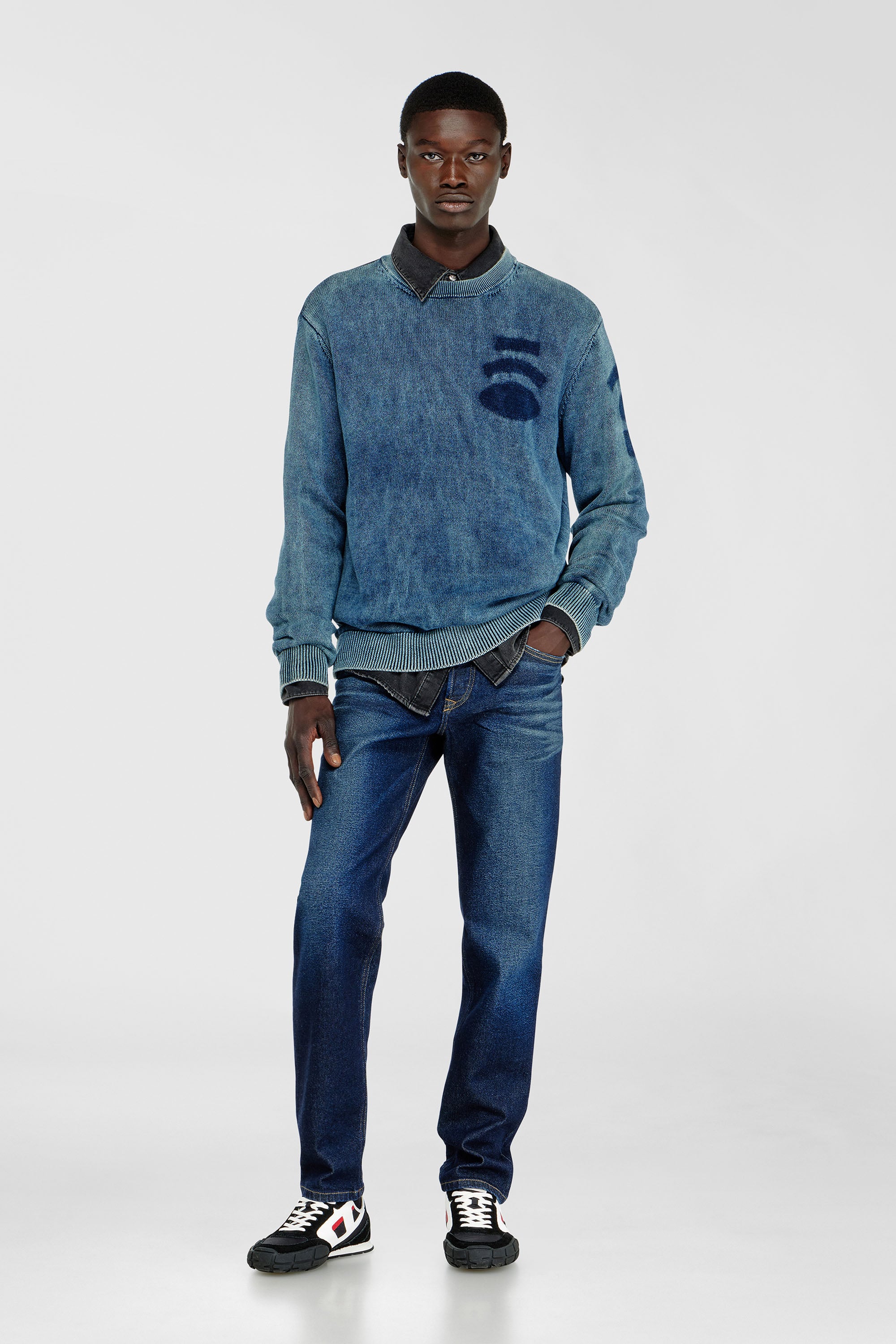 Diesel - Regular Jeans 2023 D-Finitive 0KBBV Homme, Bleu Fonc&eacute; - Image 1
