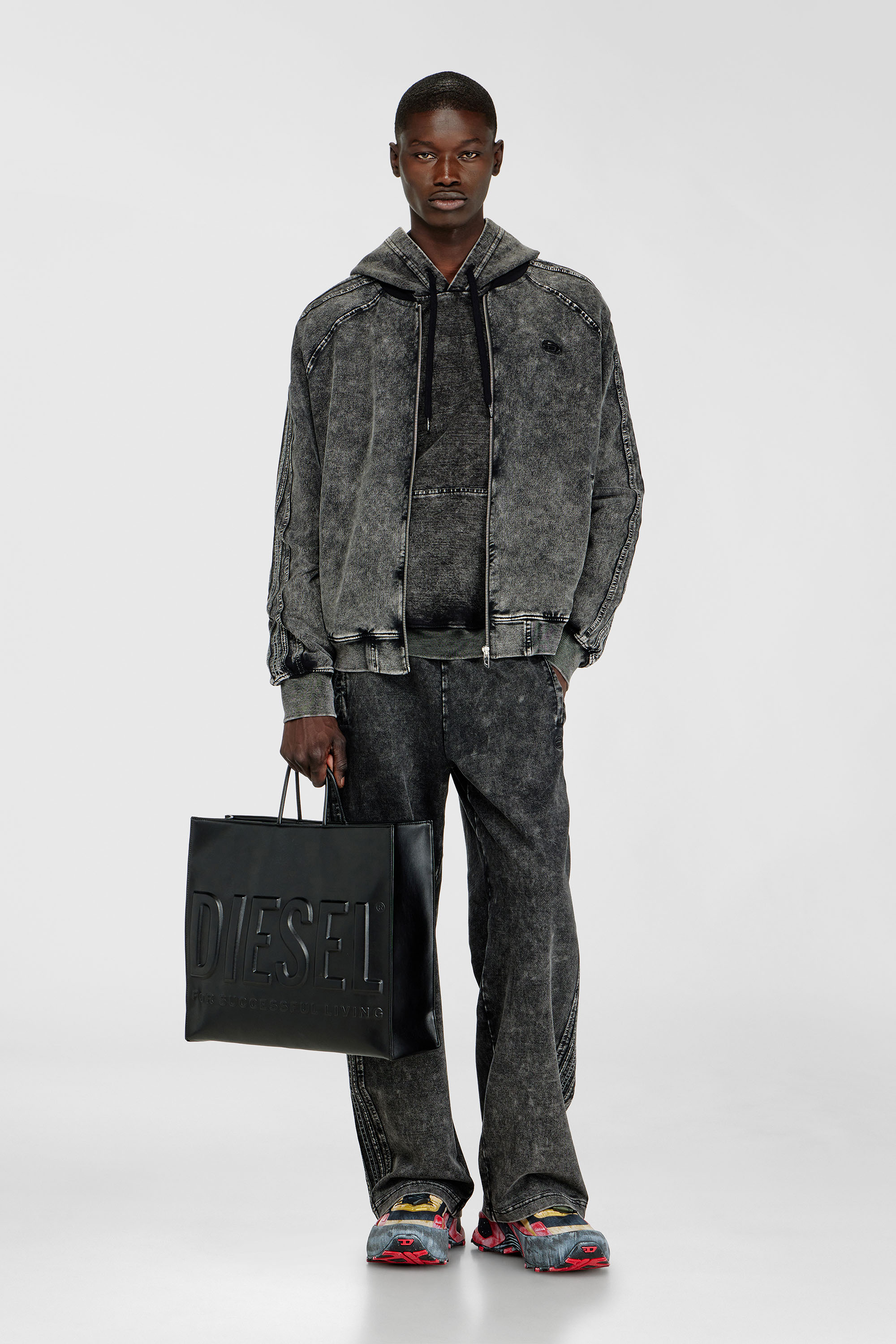 Diesel - DSL 3D SHOPPER EW X, Dsl 3D-Sac shopping avec logo emboss&eacute; Mixte in Noir - 2