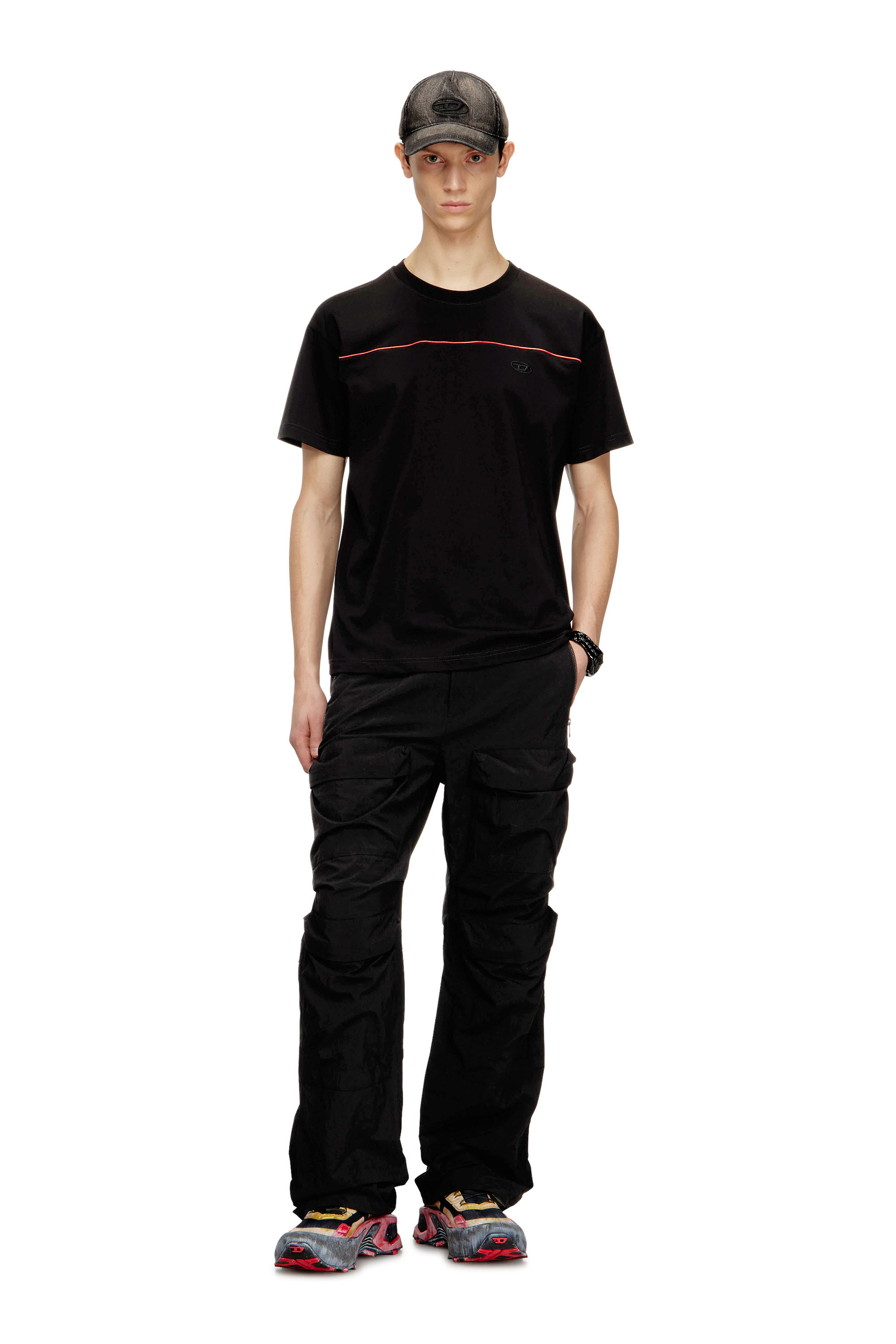 Diesel - T-NORM-PIPING, T-shirt avec passepoil contrastant Homme in Noir - 2
