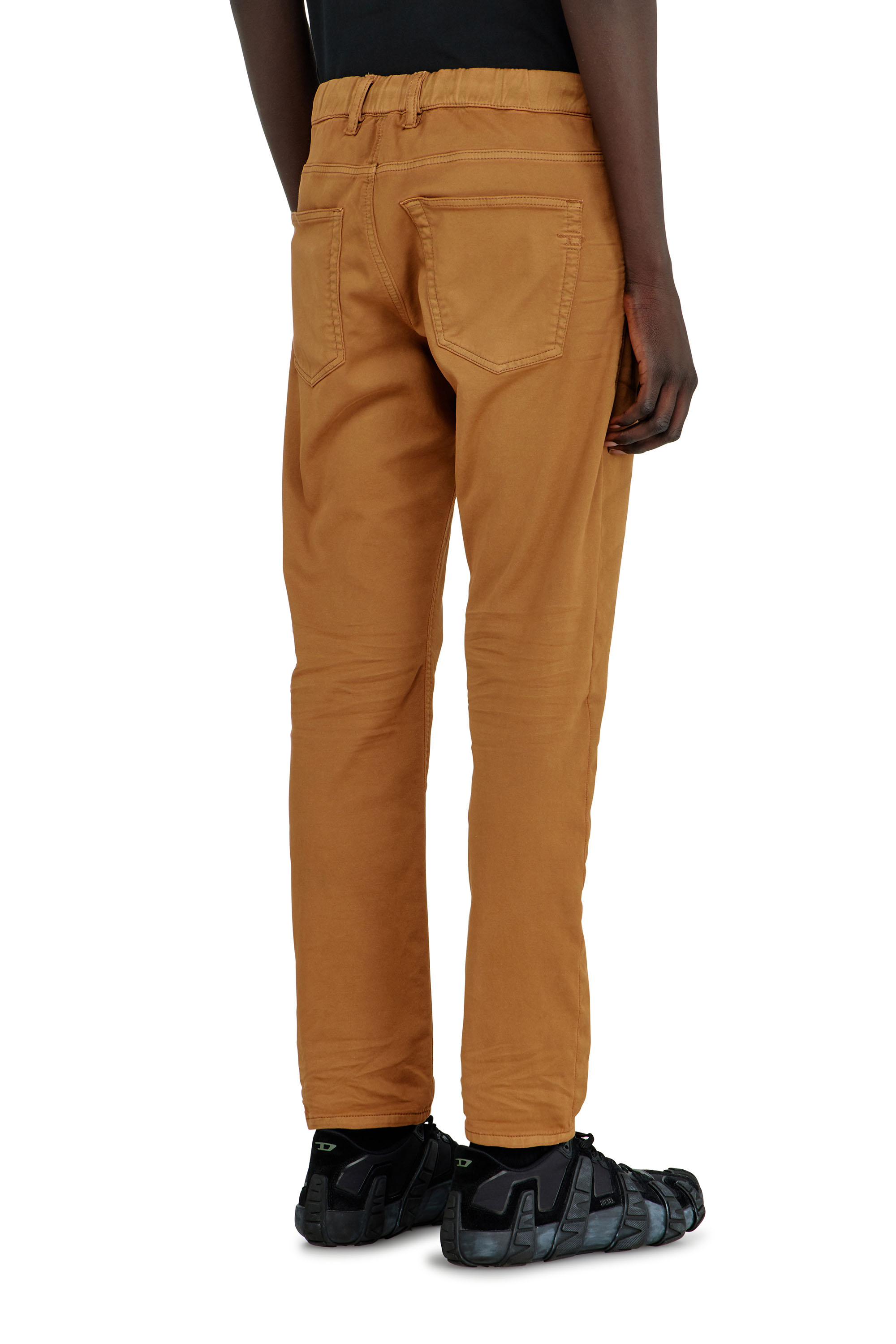 Diesel - Regular 2032 D-Krooley-BW Joggjeans&reg; 0670M Homme, Camel - Image 4