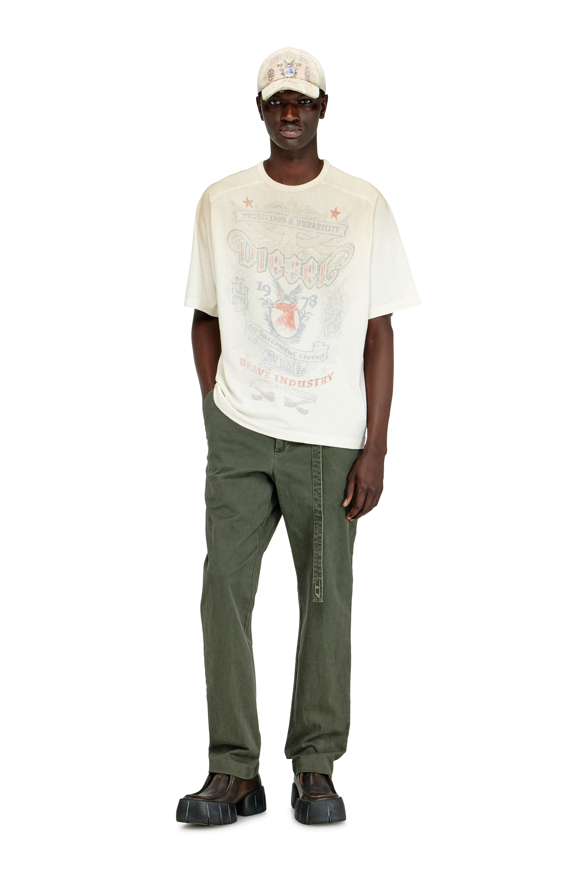 Diesel - T-ALECY, T-shirt avec motif blason Diesel Homme in Blanc - 2