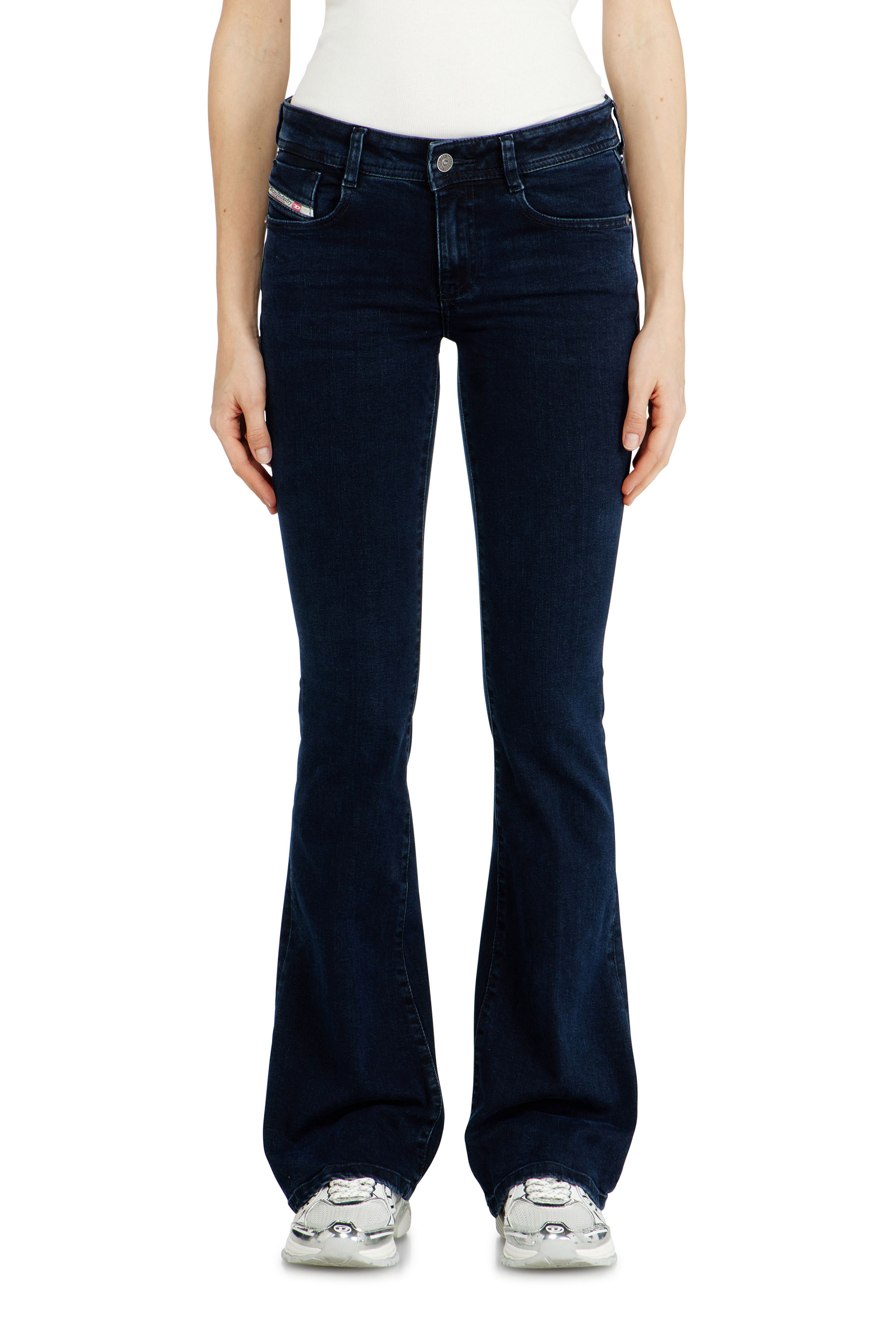 Diesel - Bootcut Jeans 1969 D-Ebbey 0KBBG Femme, Bleu Fonc&eacute; - Image 4