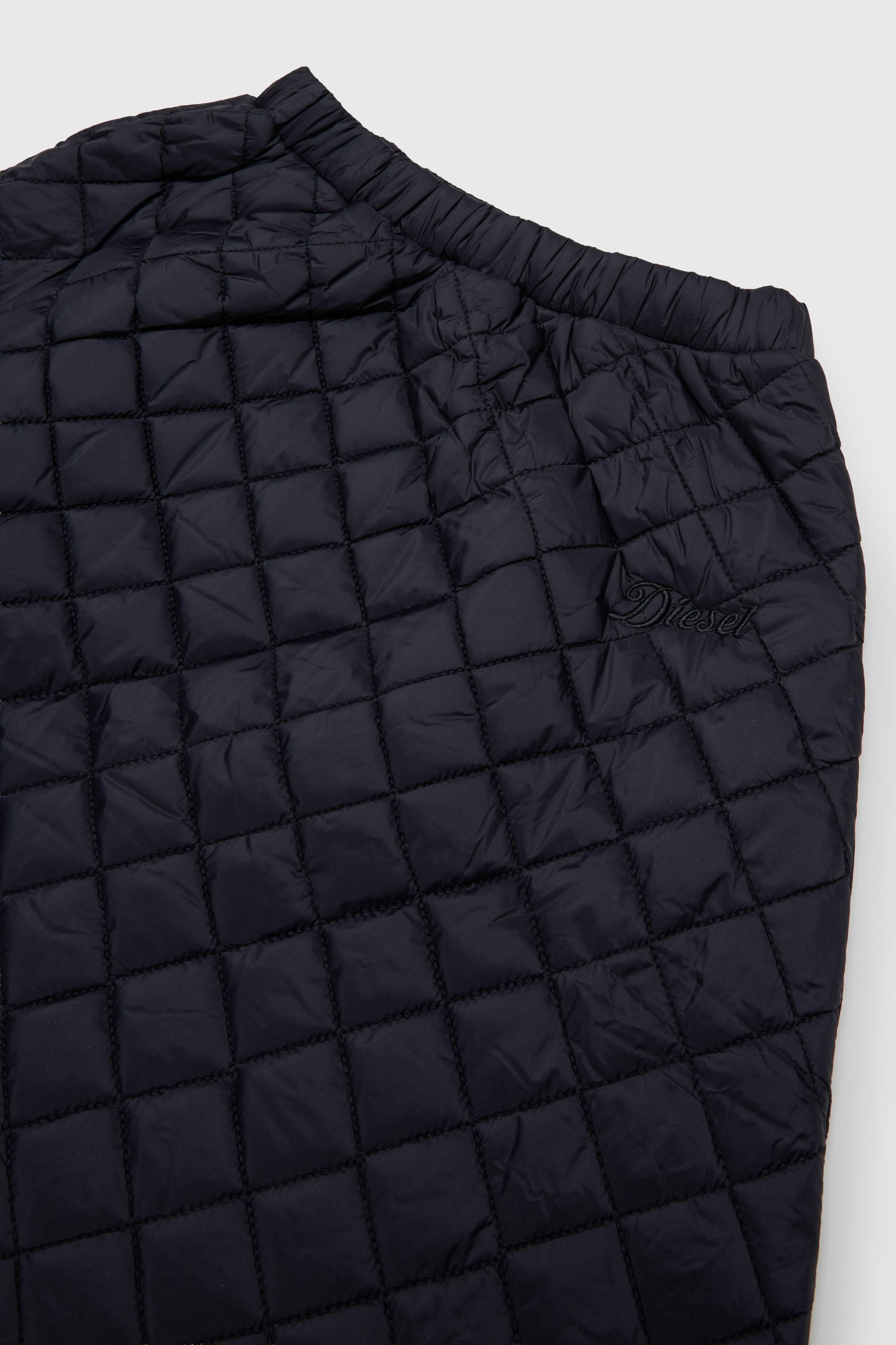 Diesel - GMONTY, Jupe matelass&eacute;e en nylon Femme in Noir - 3