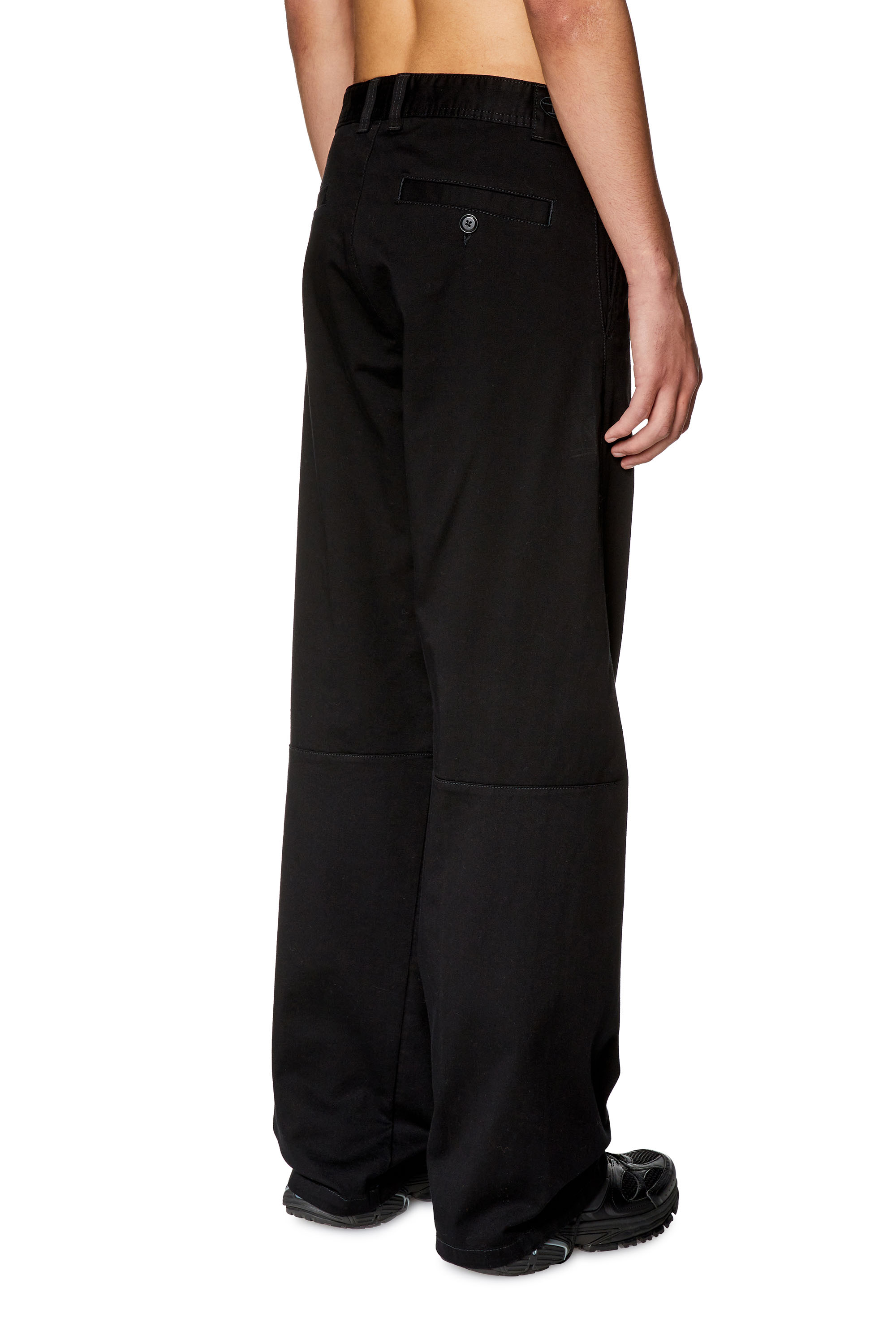 Diesel - P-FRANCK, Pantalon chino en sergé de coton stretch Homme in Noir - 4