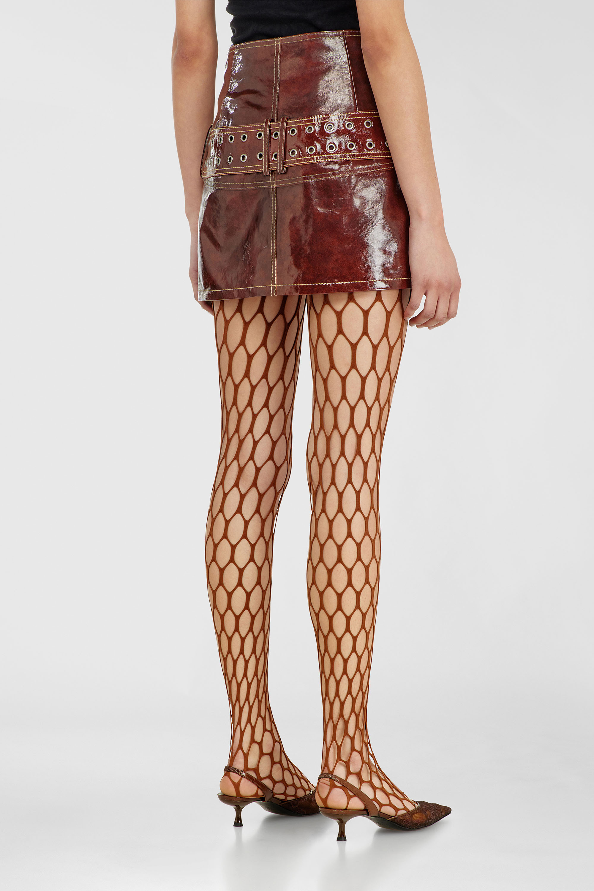Diesel - L-EVANT, Mini-jupe en cuir verni avec ceinture Femme in Rouge - 4