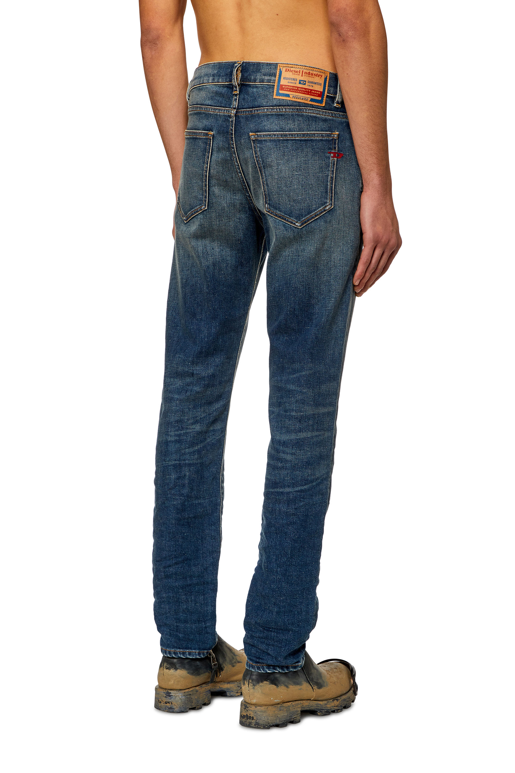 Diesel - Slim Jeans 2019 D-Strukt 09H49, Bleu Foncé - Image 2
