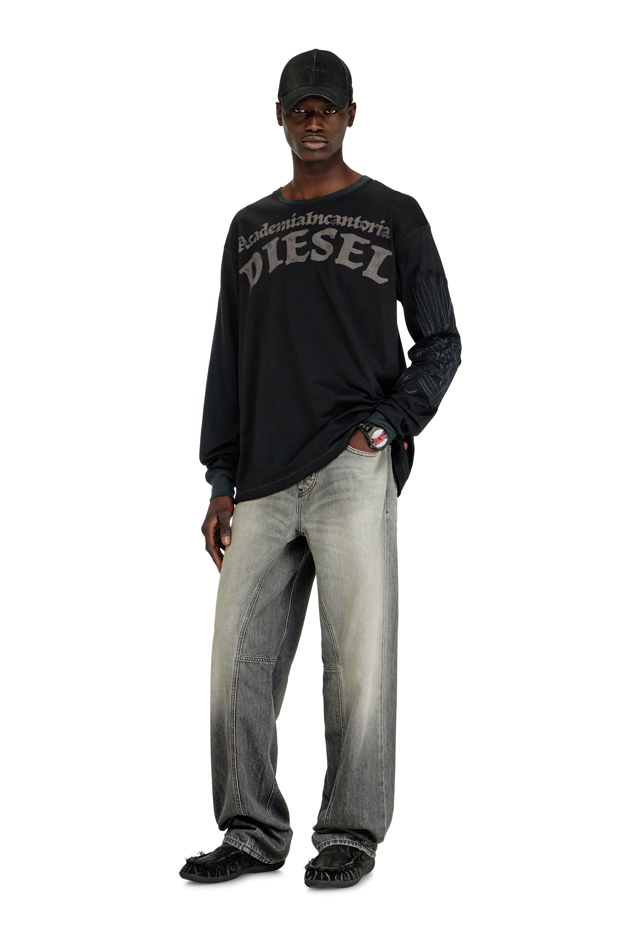 Diesel - T-NORM-LS-AA3, T-shirt manches longues avec imprim&eacute;s et patchs Homme in Noir - 2