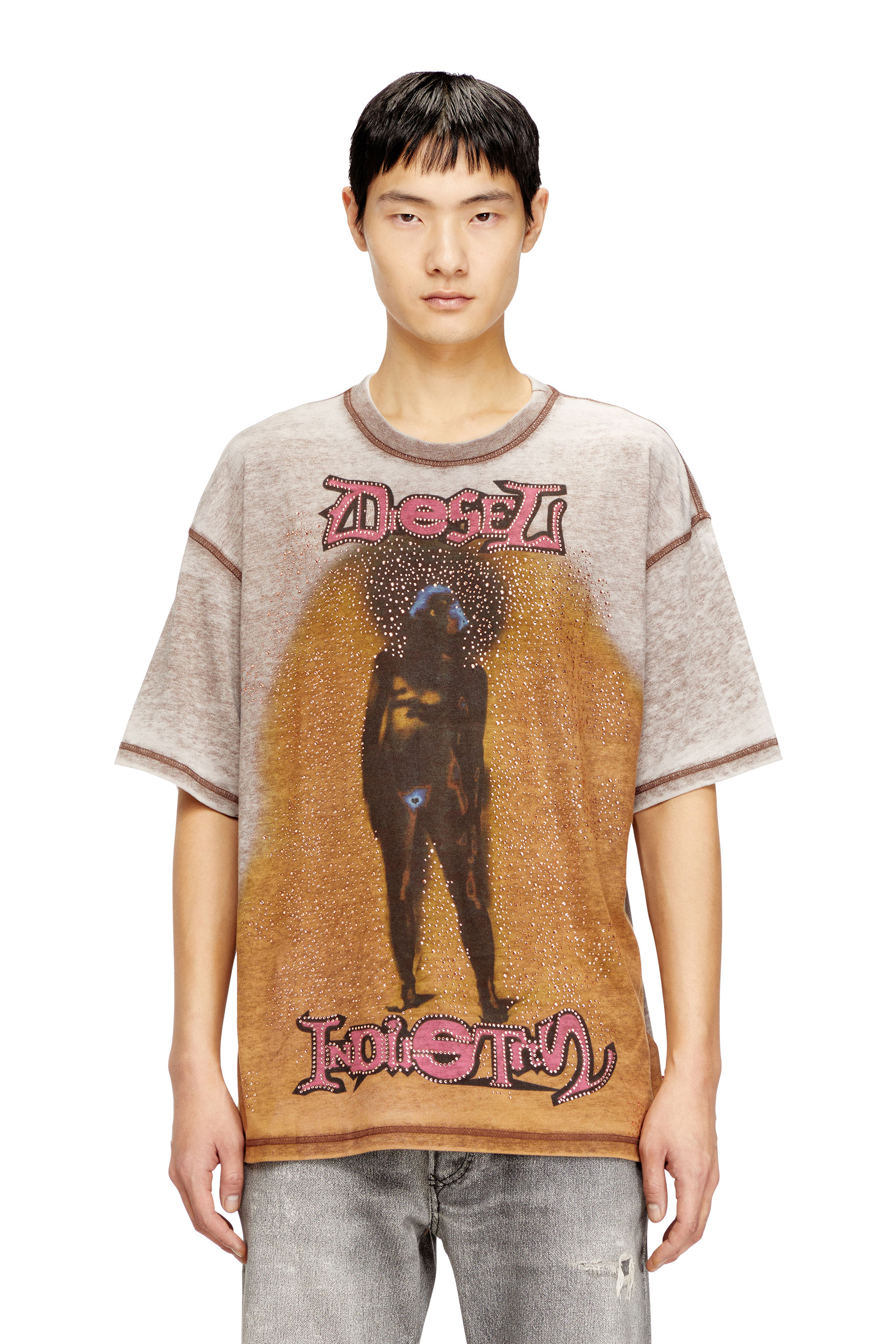 Diesel - T-BOXT-V12, T-shirt décontractée avec imprimé et clous Homme in Marron - 3