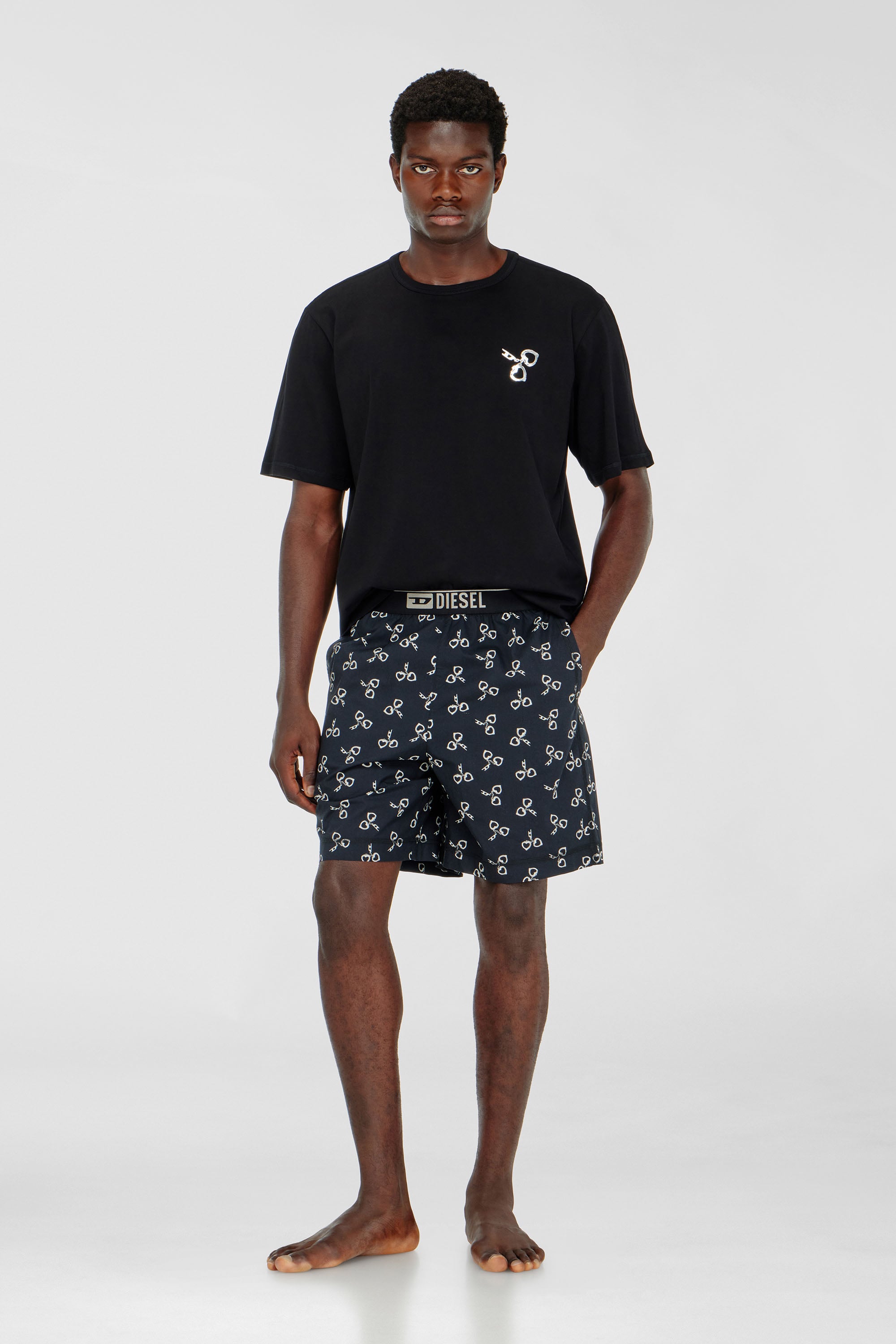 Diesel - KIT-JAMES-D-BOX, Pyjama en coton avec motif menottes Homme in Noir - 1
