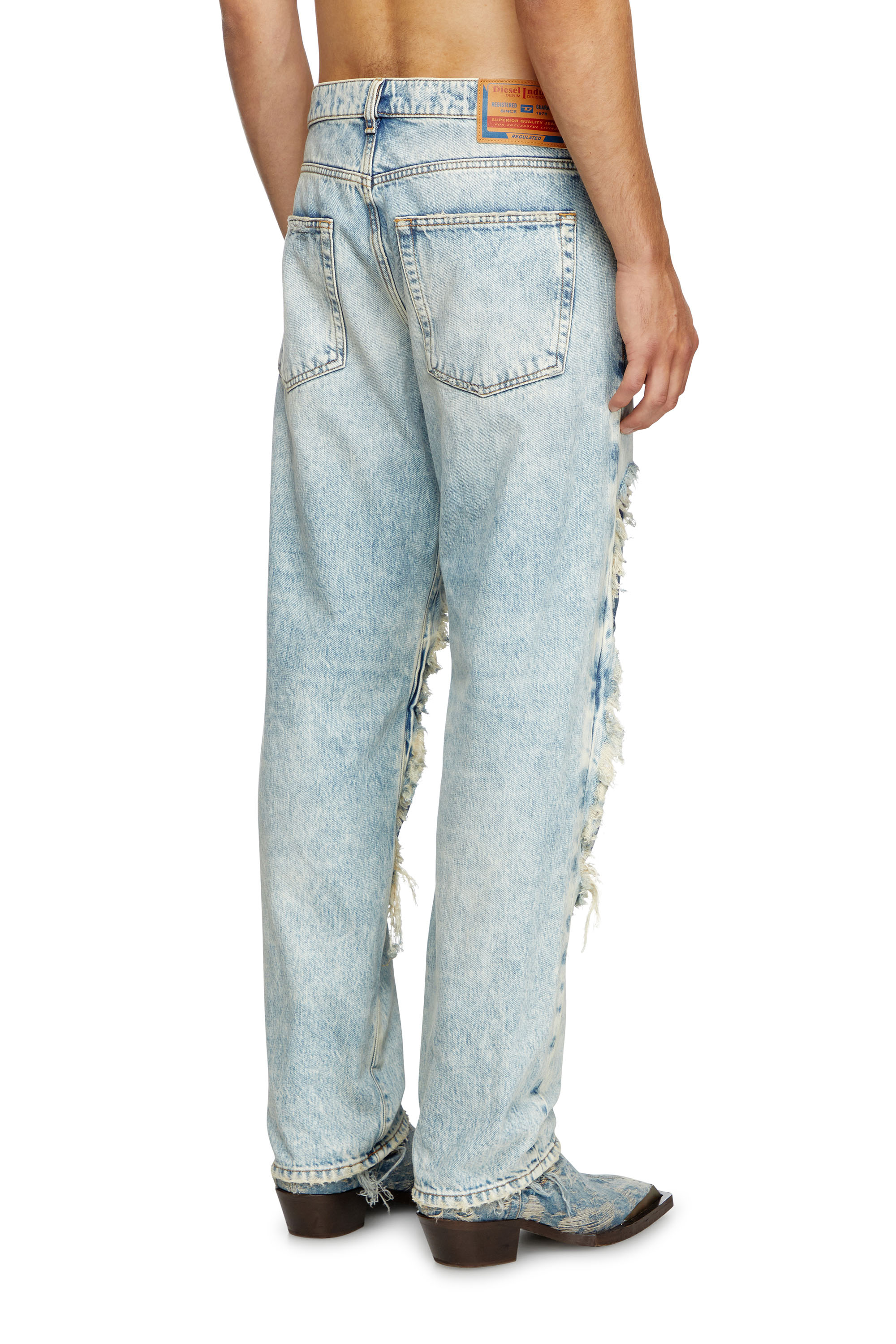 Diesel - Relaxed Jeans D-Fire 0AJEN Mixte, Bleu Clair - Image 3