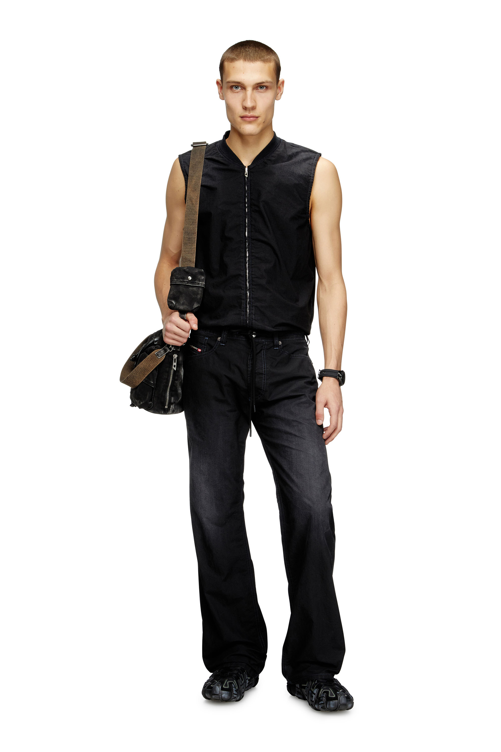 Diesel - D-SUND-D-N JOGG, Gilet sans manches technique en tissu JoggJeans Mixte in Noir - 2