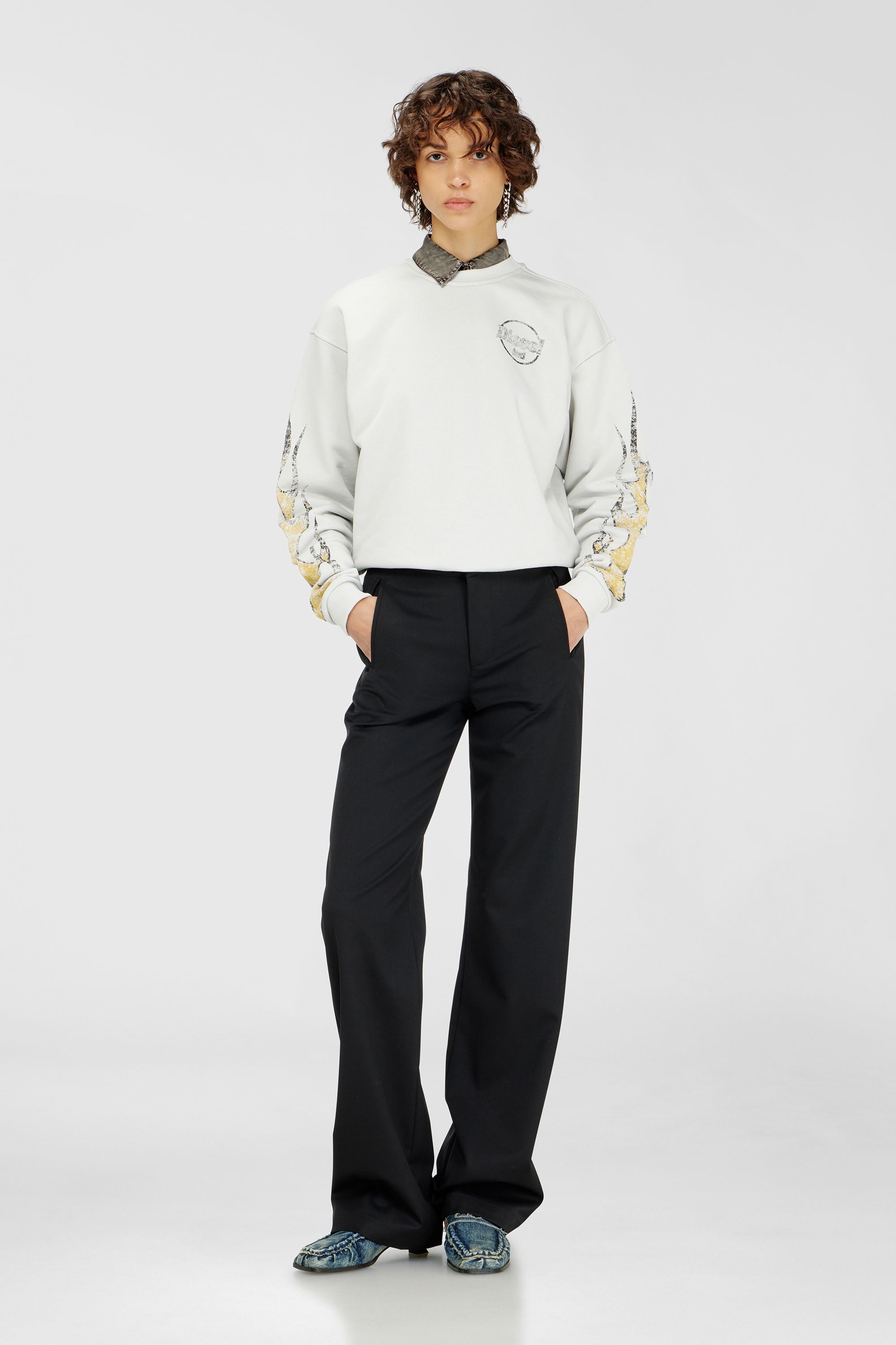 Diesel - F-CREWY-B3, Sweat-shirt &agrave; base ajustable par cordon, imprim&eacute; craquel&eacute; Femme in Blanc - 2
