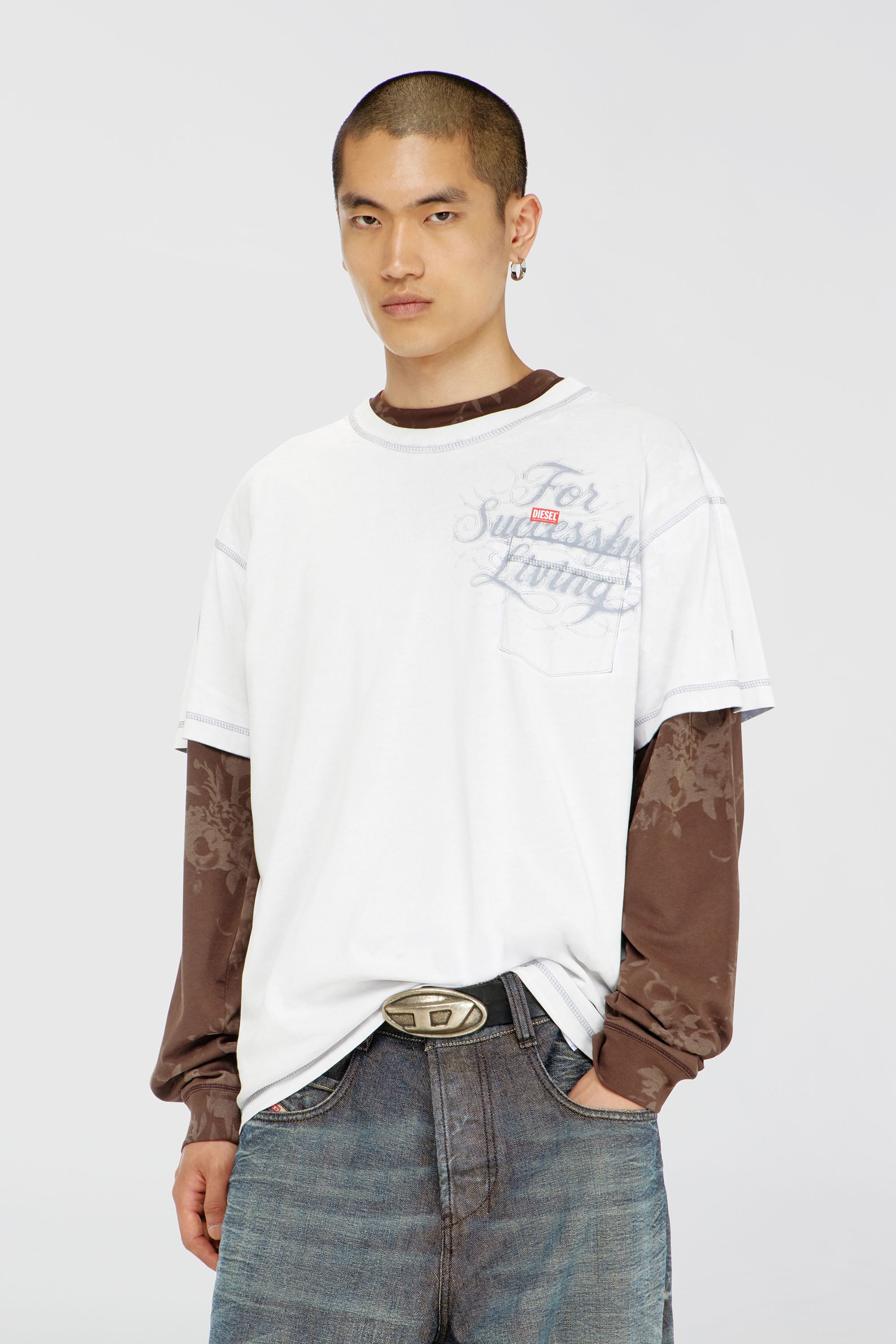 Diesel - T-NORM-POCKET-AA1, T-shirt avec poche poitrine et imprim&eacute; graphique Homme in Blanc - 1