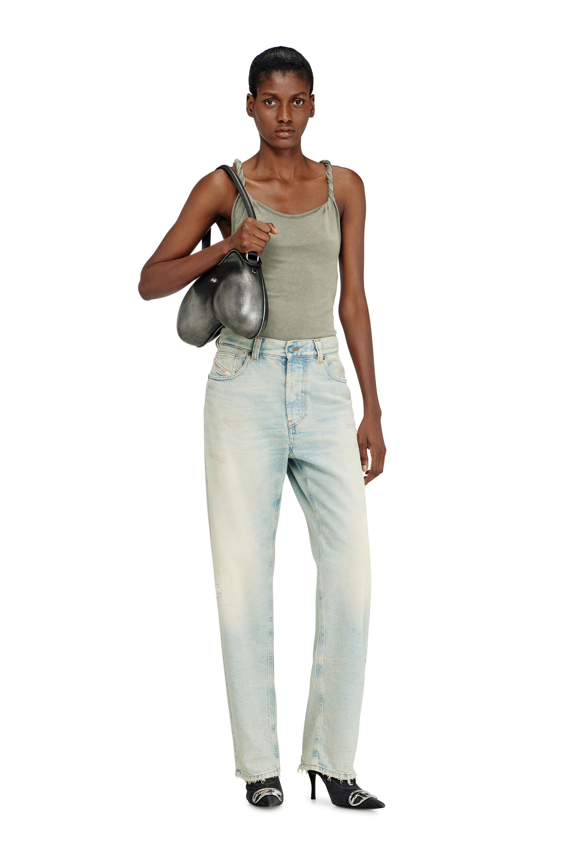 Diesel - DOUBLE-D SHOULDER, Double-D-Sac &eacute;paule rigide en PU bross&eacute; Femme in Noir - 2