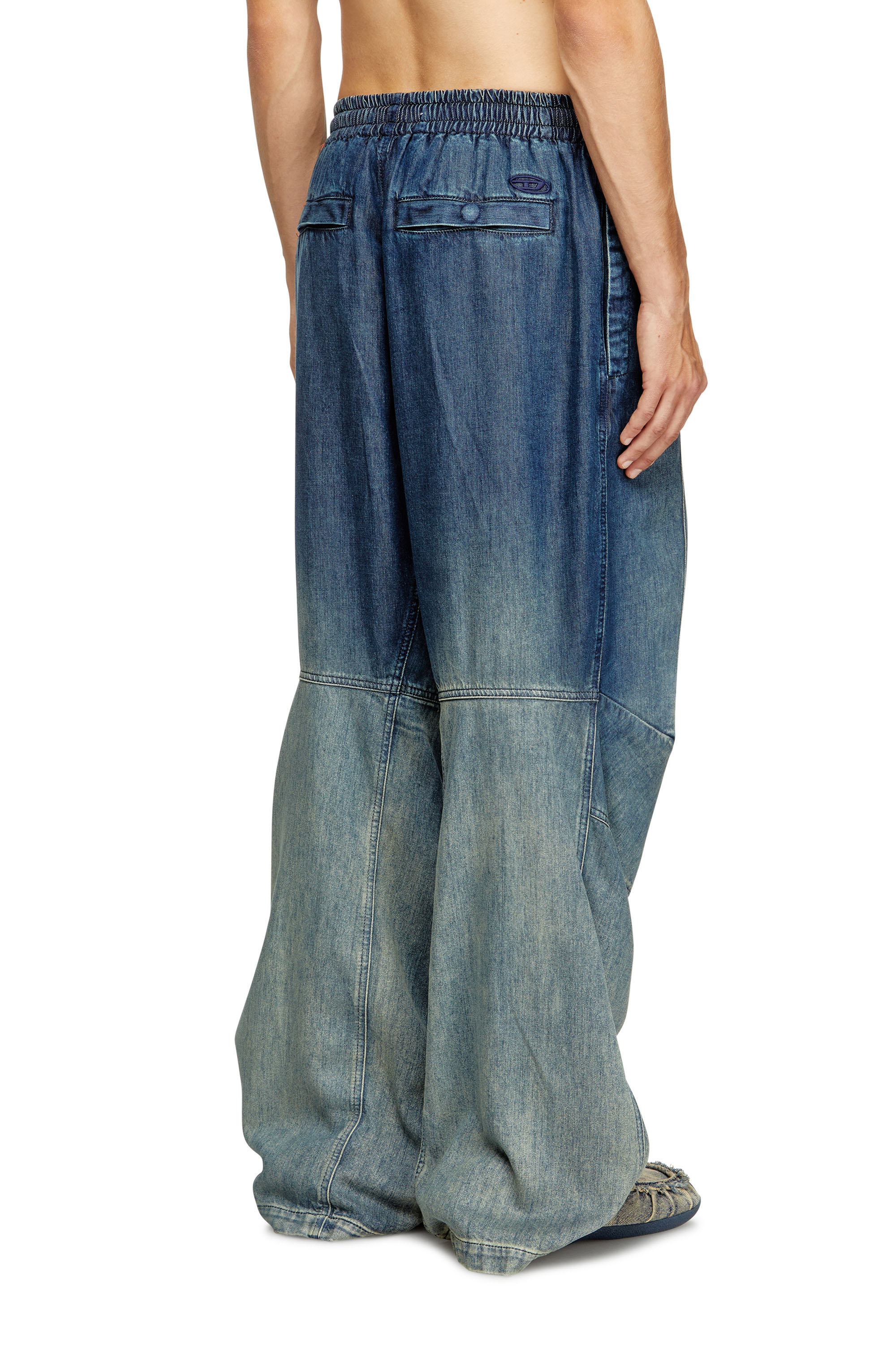 Diesel - Relaxed Jeans D-Pari 068TC Homme, Bleu Foncé - Image 4