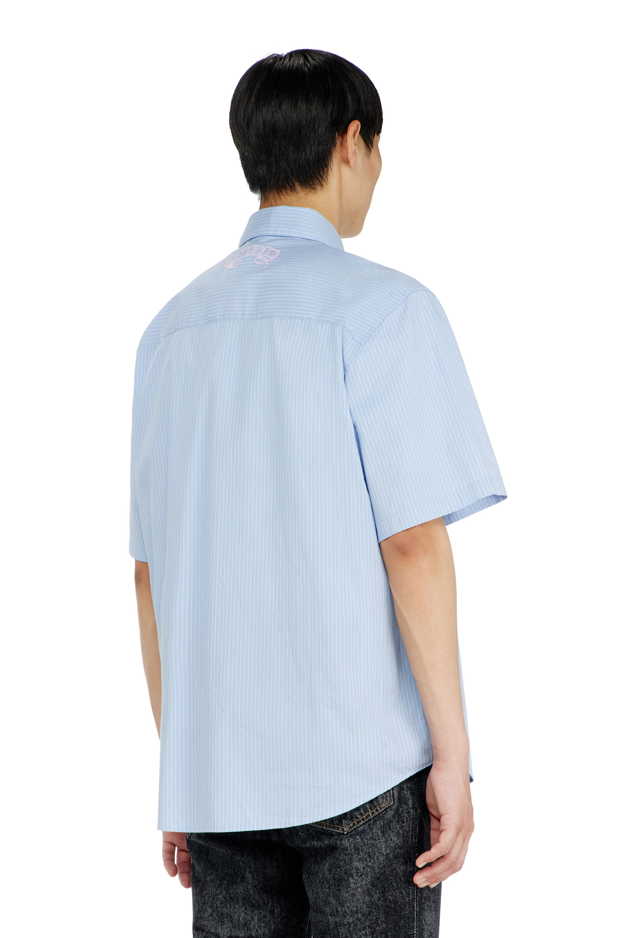 Diesel - S-SIMPLY-SS-AGCZ, Chemise en popeline ray&eacute;e avec patch brod&eacute; Homme in Bleu - 4