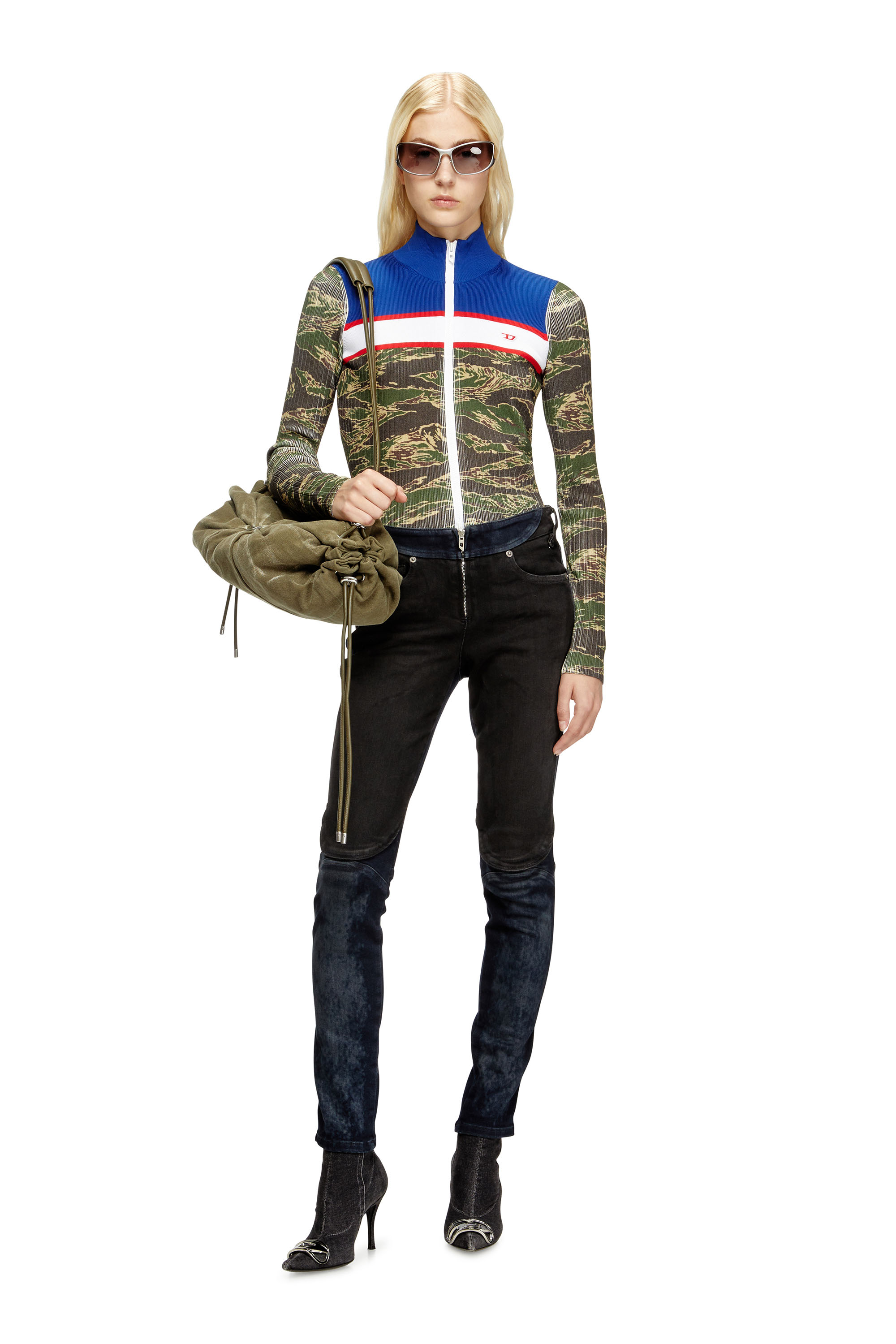 Diesel - M-CAMUT, Pull zippé camouflage en viscose côtelée Femme in Polychrome - 2