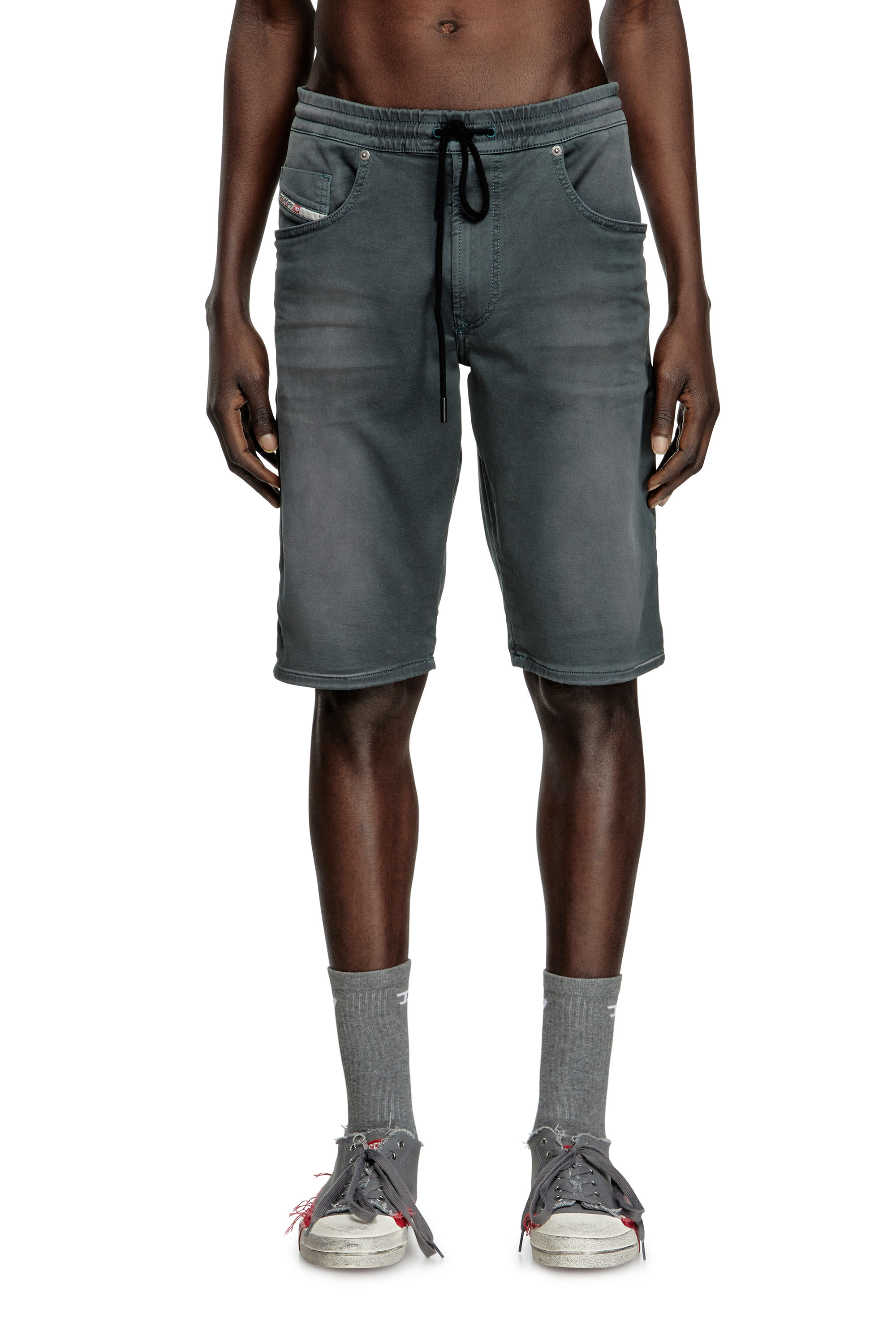 Diesel - 2033 D-KROOLEY-SHORT JOGG, Short chino en JoggJeans Homme in Gris - 3