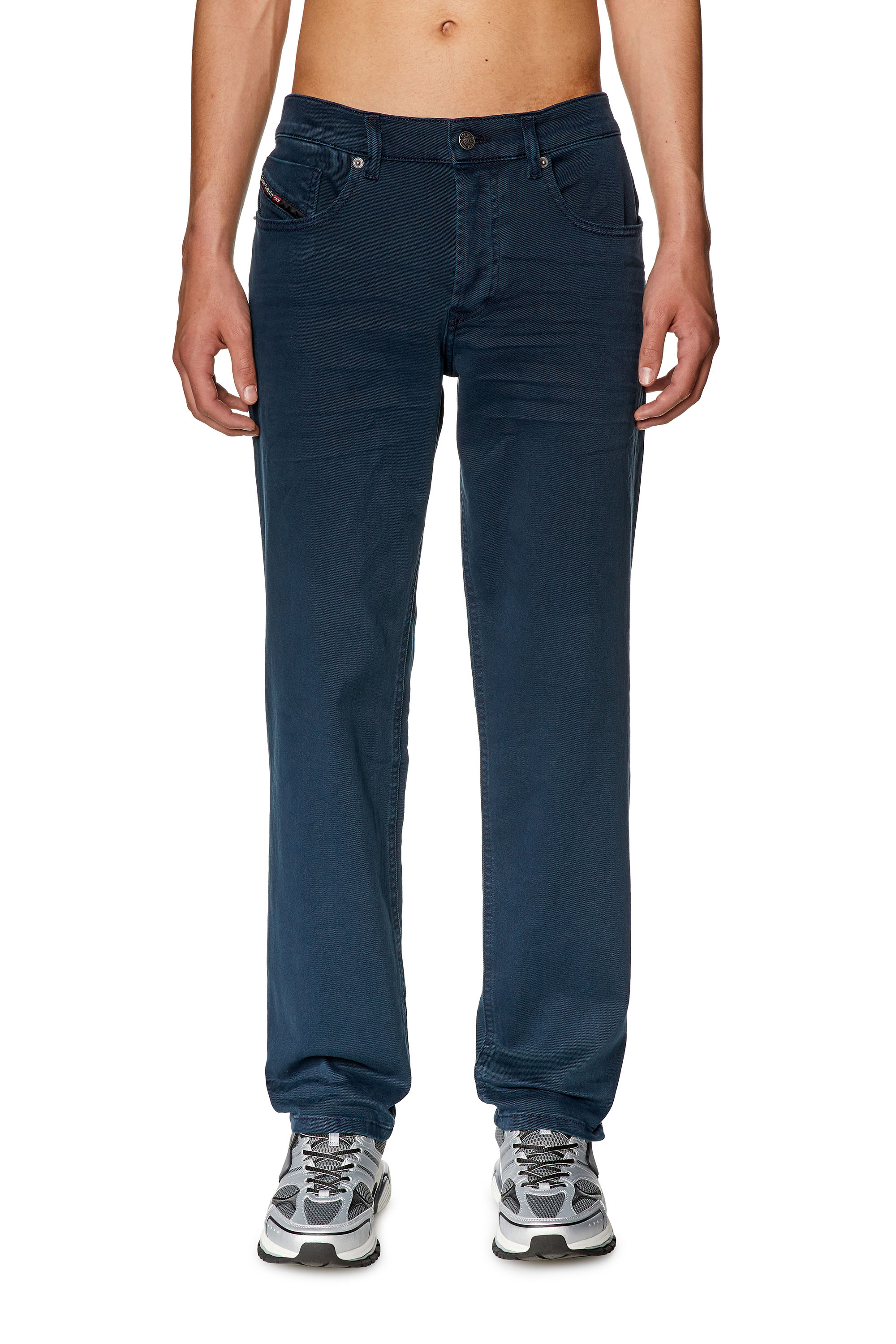 Diesel - Tapered Jeans 2023 D-Finitive 0QWTY, Bleu Foncé - Image 2