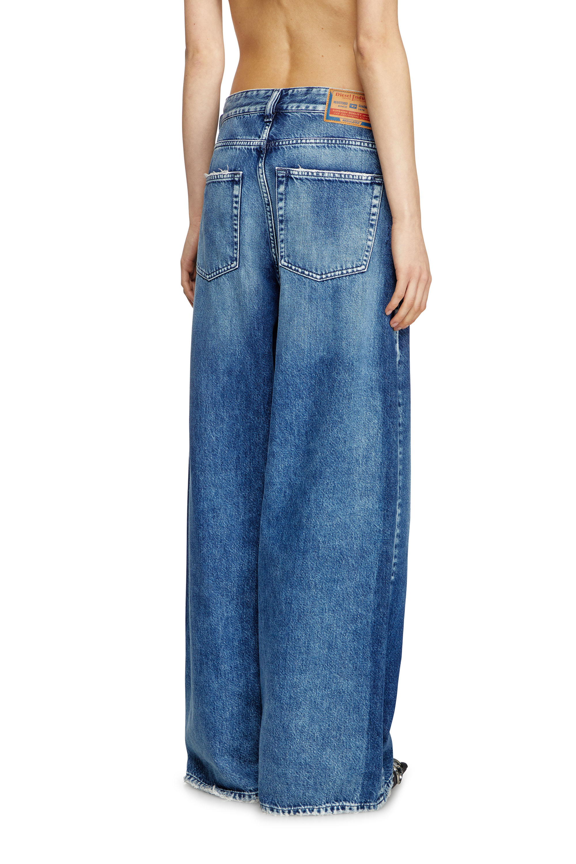 Diesel - Relaxed Jeans 1996 D-Sire 09L48 Femme, Bleu moyen - Image 4