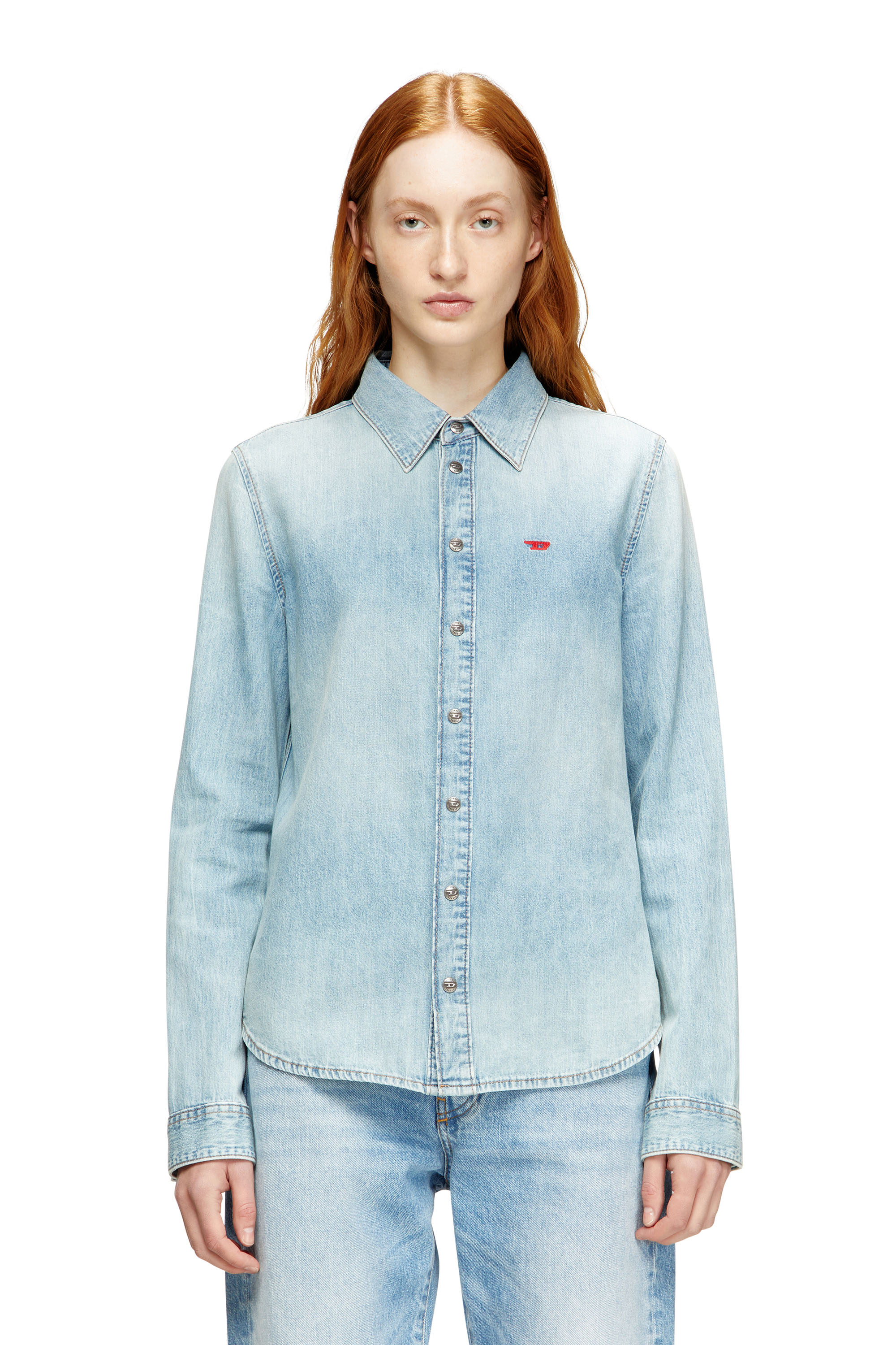 Diesel - DE-EAZY, Chemise en denim avec logo brodé Femme in Bleu - 1