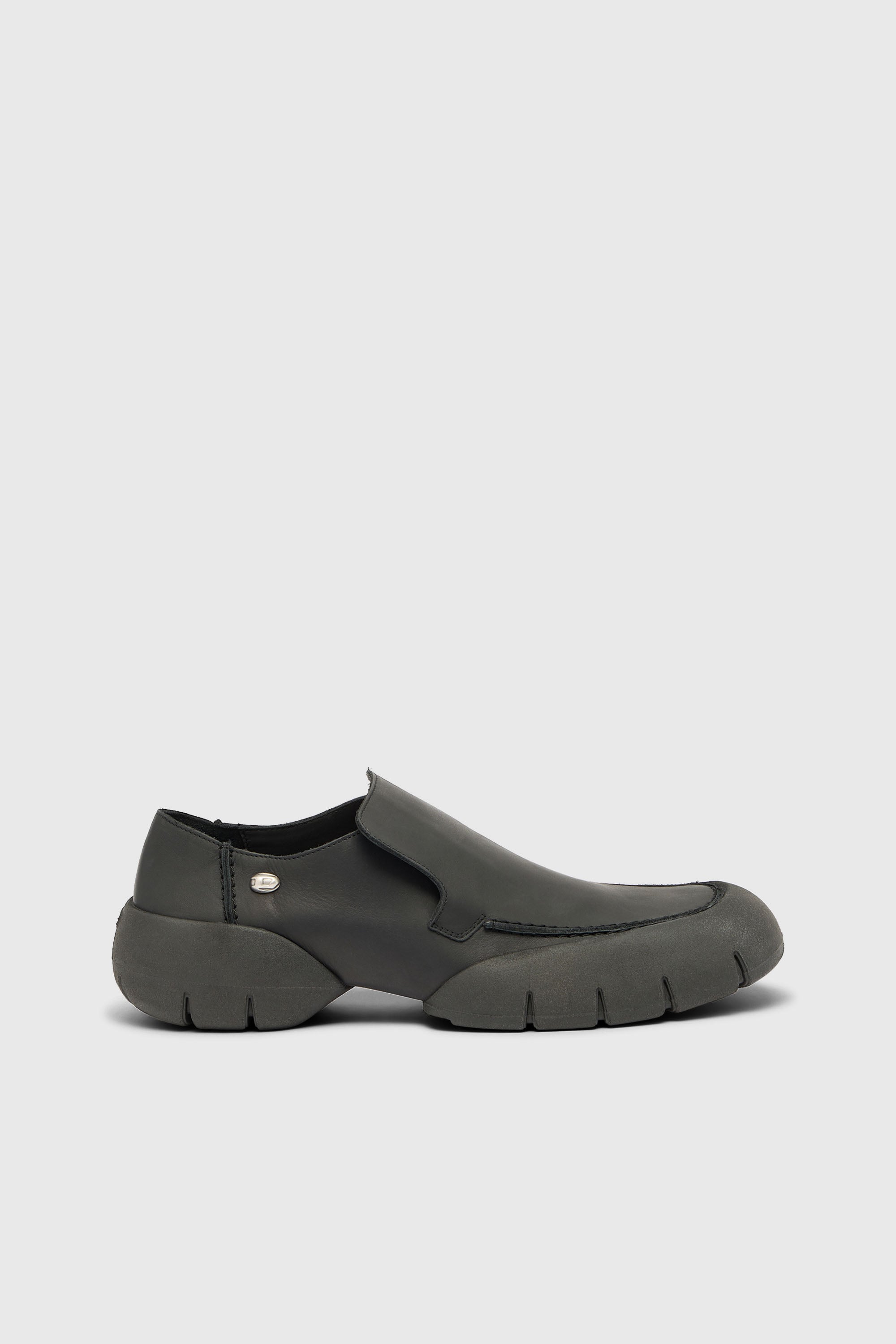 Diesel - D-MATHIEU SC, D-Mathieu-Mocassin en cuir bross&eacute; avec semelle en caoutchouc Homme in Noir - 1