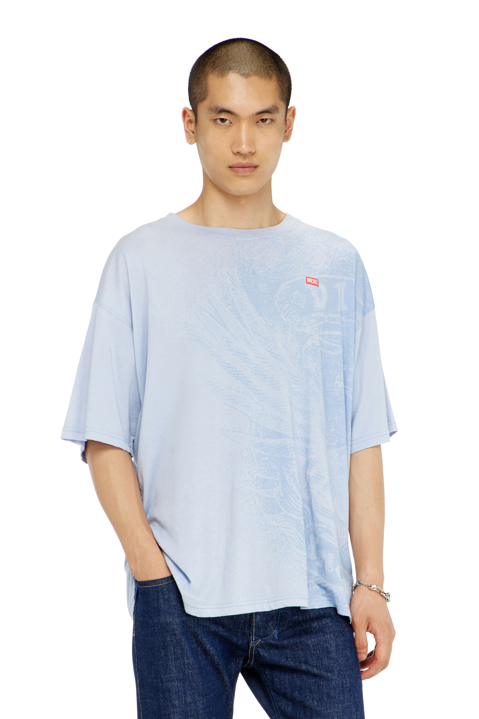 Diesel - T-BOXT-AA3, T-shirt d&eacute;contract&eacute; avec impressions pigmentaires Homme in Bleu - 1