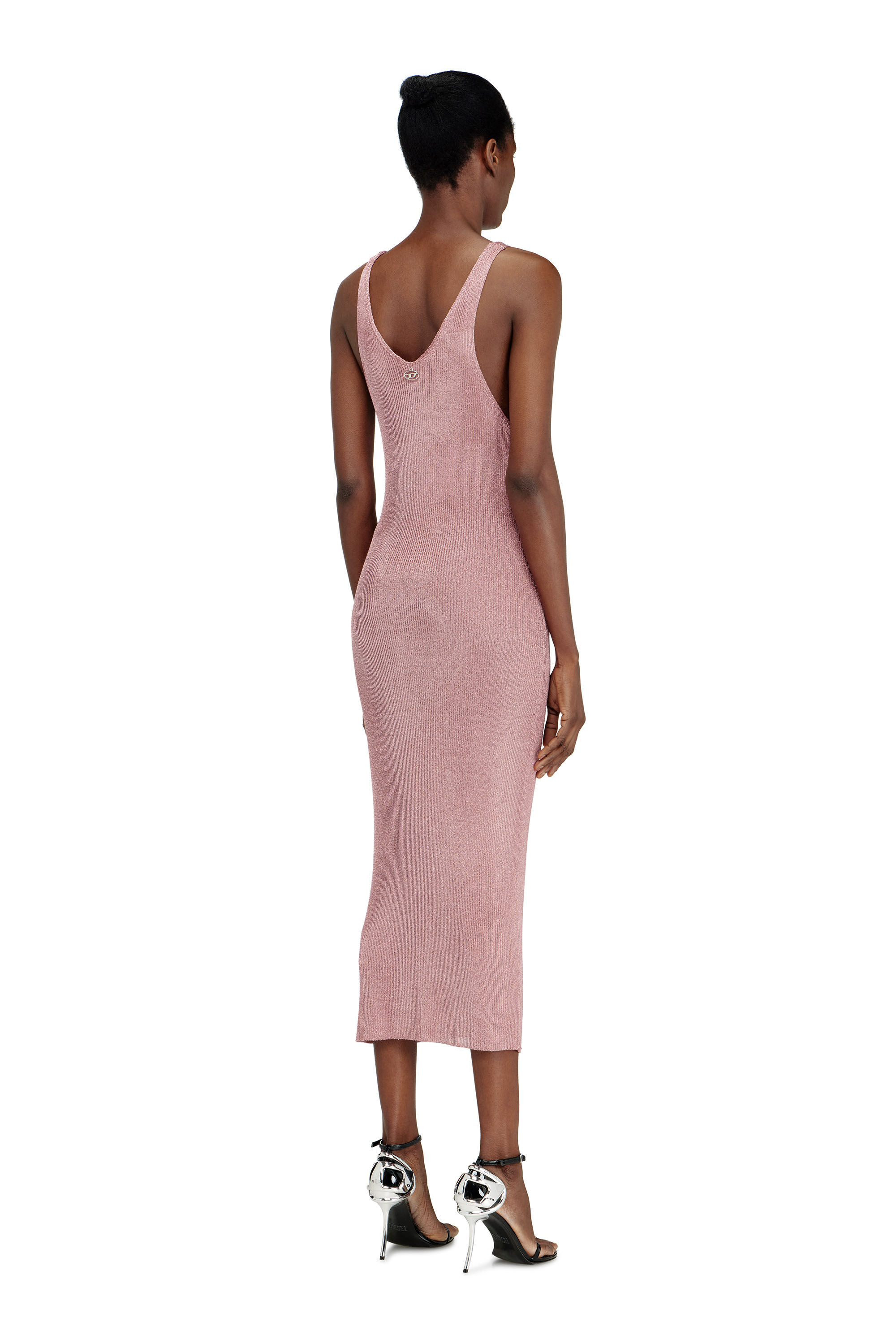 Diesel - M-DELOCA, Robe midi en maille c&ocirc;tel&eacute;e m&eacute;tallis&eacute;e Femme in Rose - 4