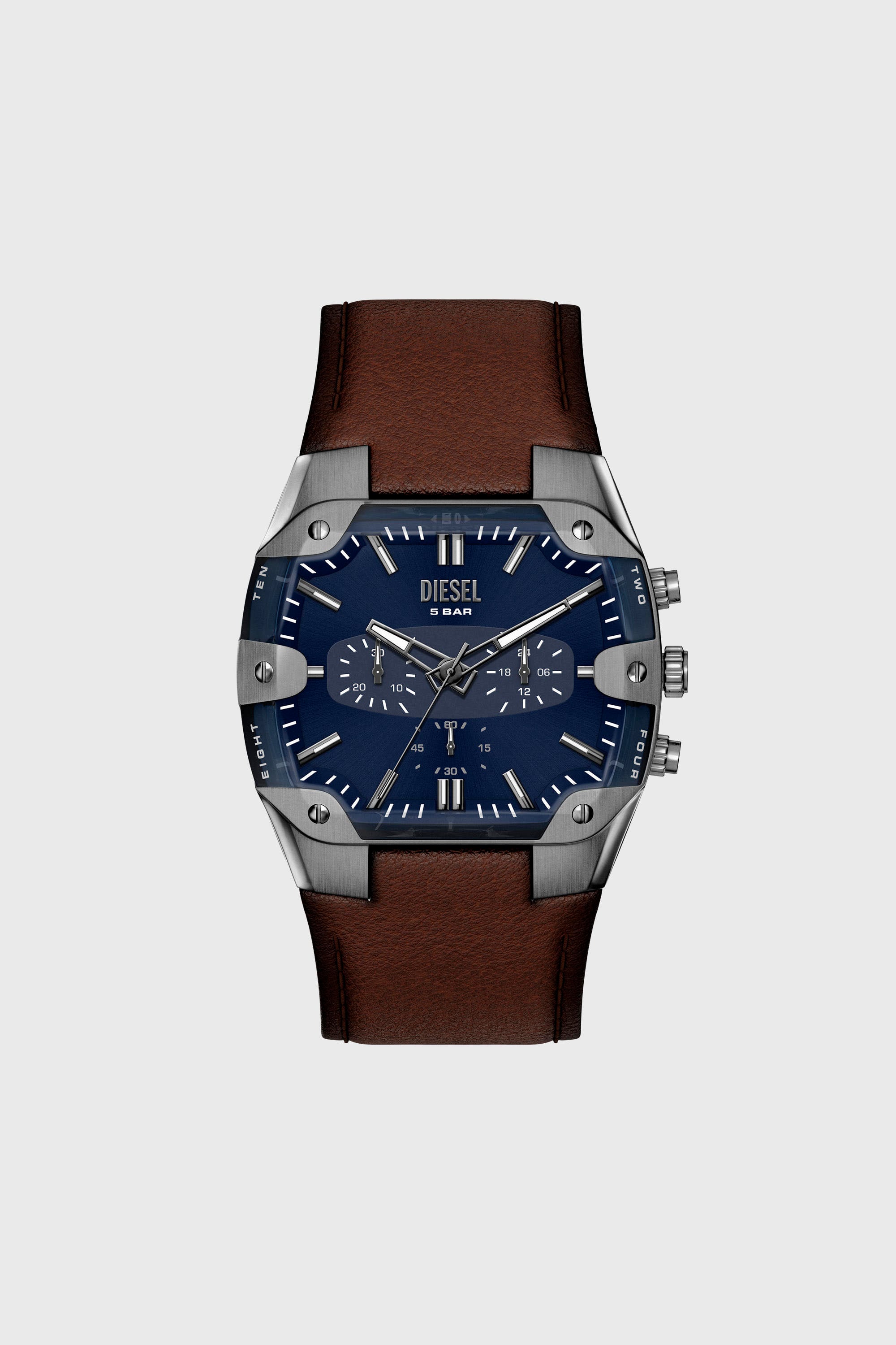 Diesel - DZ4737 WATCH, Montre Spiked Cushion avec bracelet en cuir marron Homme in Marron - 1