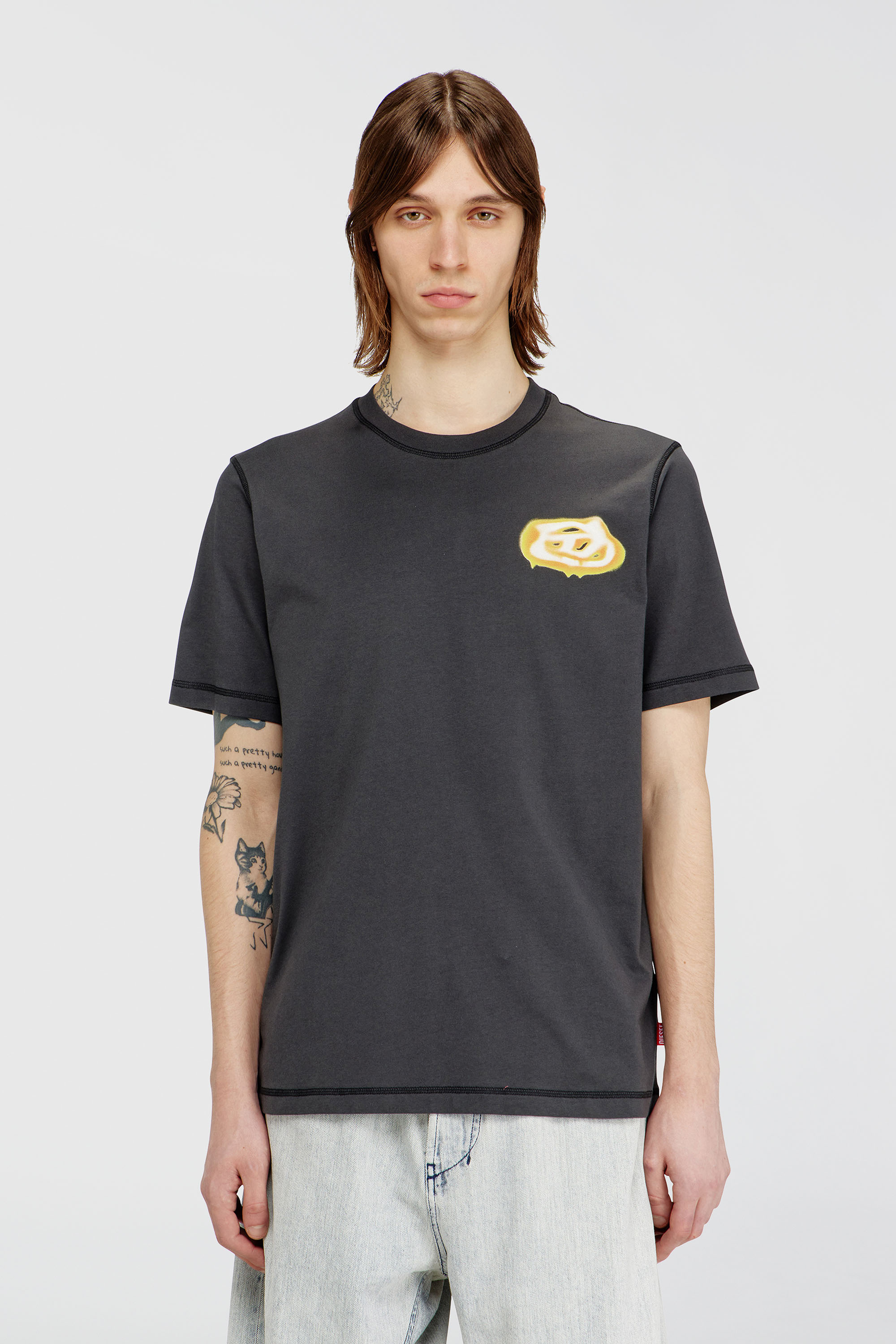 Diesel - T-ADJUST-V7, T-shirt avec logo Oval D Homme in Gris - 1