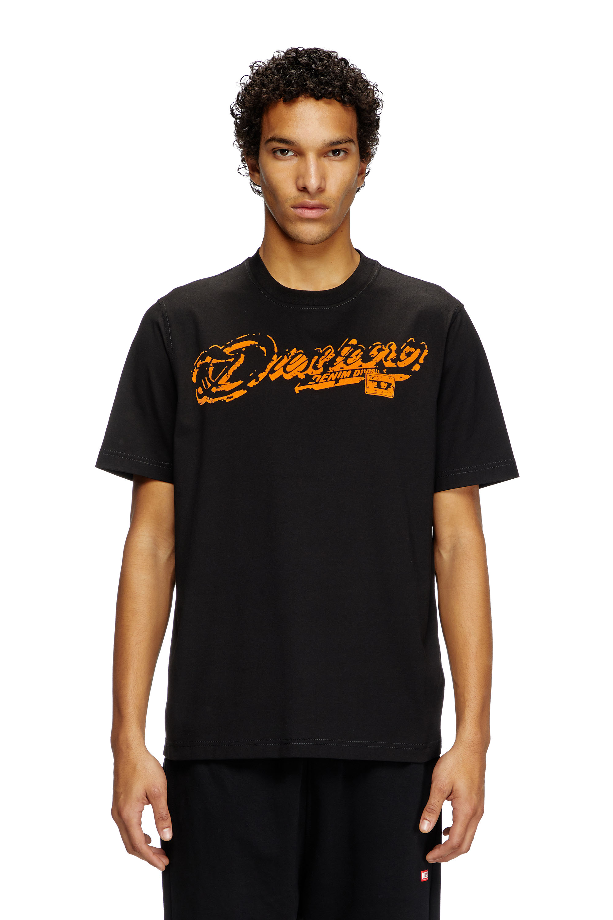 Diesel - T-ADJUST-R7, T-shirt avec logo floqué effet vieilli Homme in Noir - 1