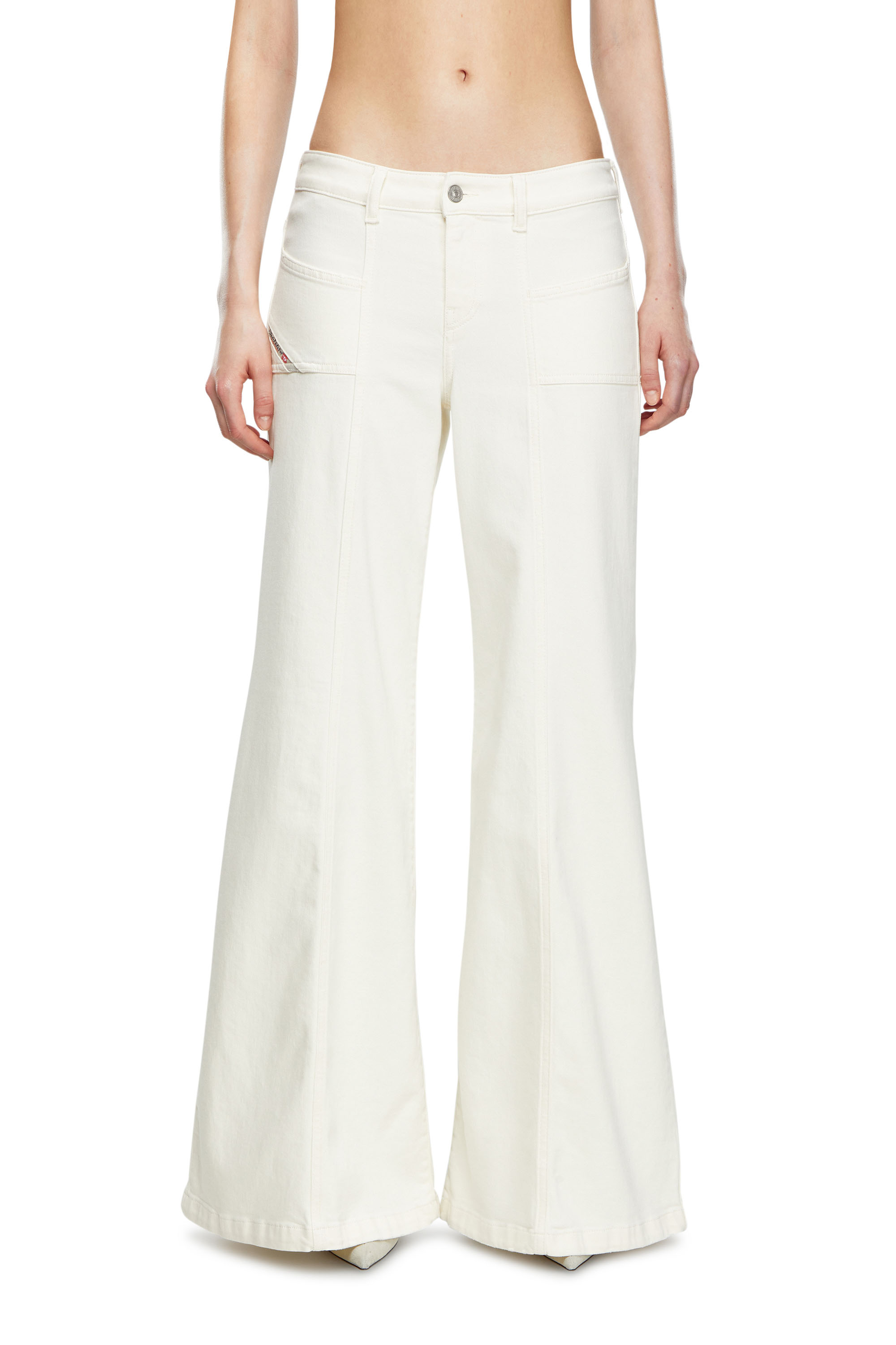 Diesel - Bootcut and Flare Jeans D-Akii 09J68, Blanc - Image 2