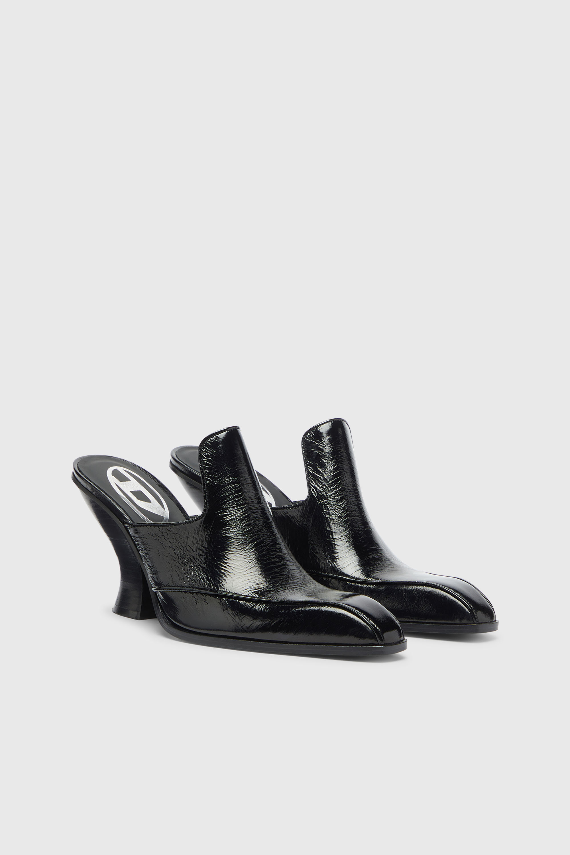 Diesel - D-LUFFY-75-MULE, D-Luffy - Mules style occidental en cuir verni Femme in Noir - 2
