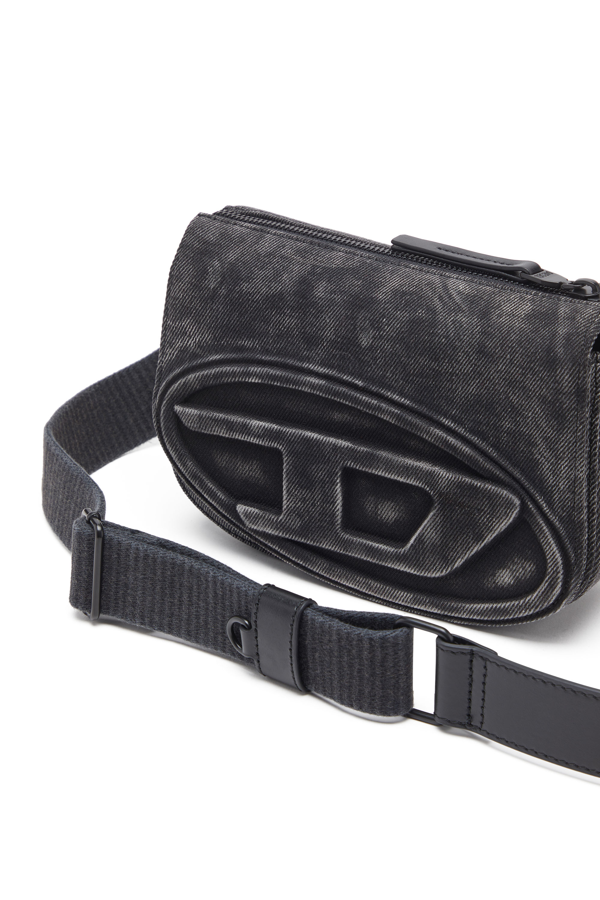 Diesel - 1DR CAMERA BAG, 1DR-Sac Camera en denim stonewashed Homme in Noir - 5