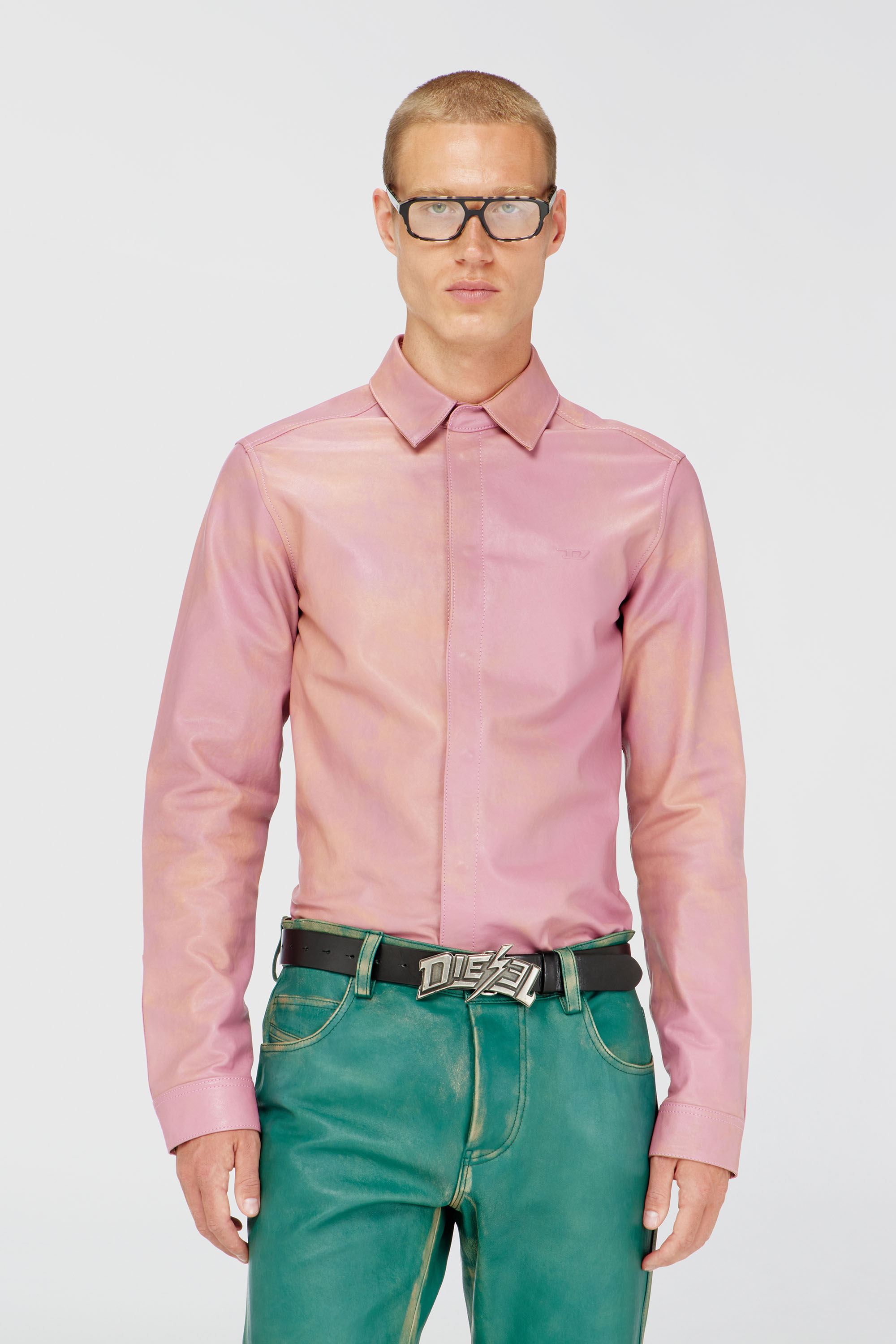Diesel - S-CIRT, Chemise en cuir trait&eacute; Homme in Rose - 1