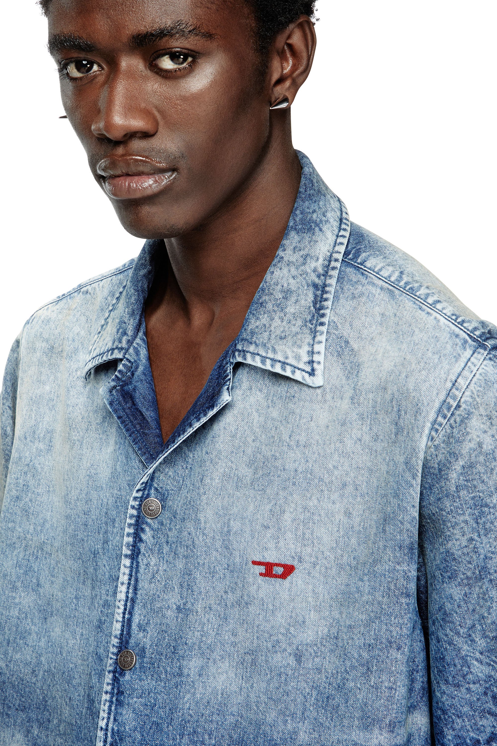 Diesel - D-NABIL-FSG, Chemise bowling en denim vieilli Homme in Bleu - 5