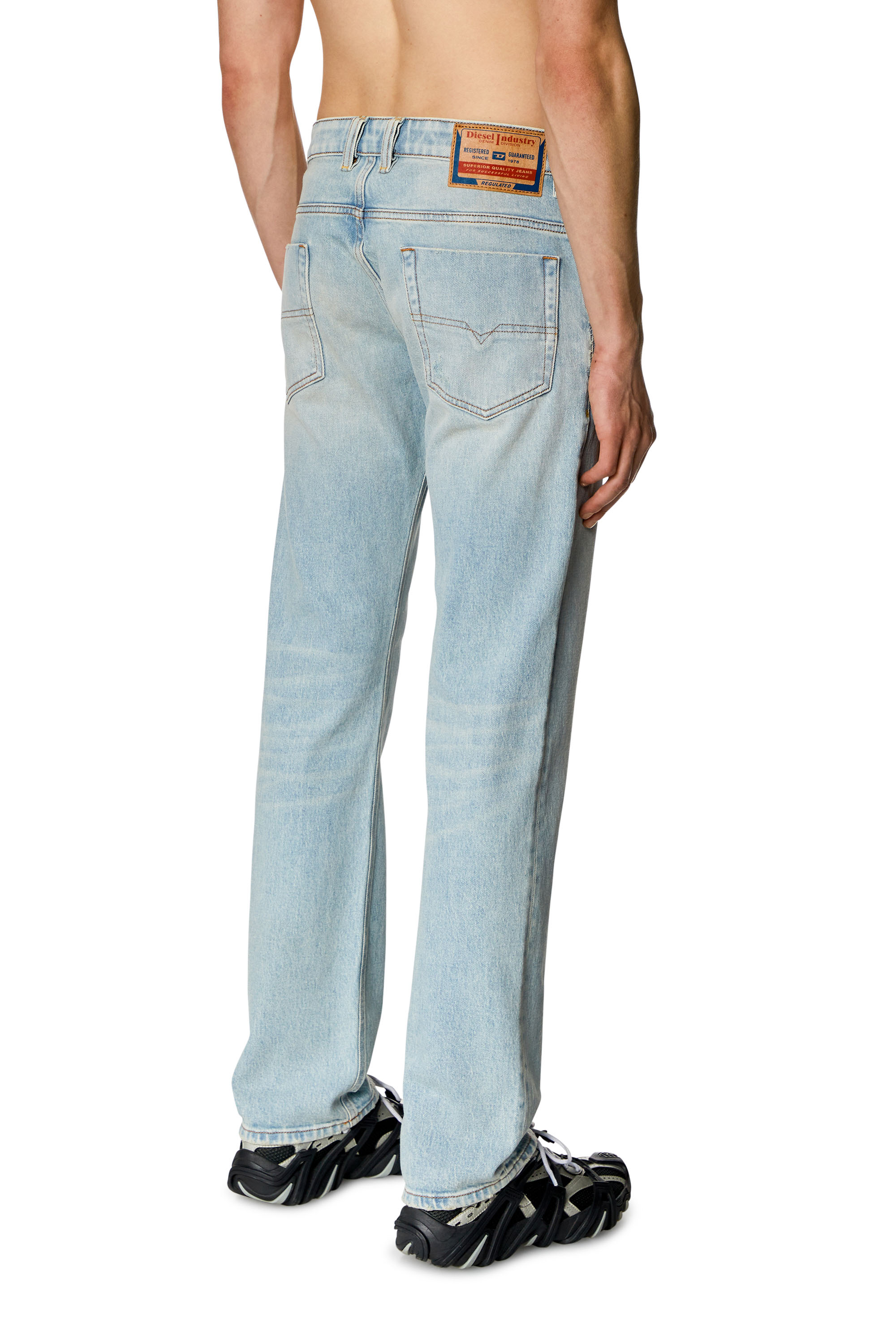 Diesel - Regular Jeans Safado 09H41 Homme, Bleu Clair - Image 3