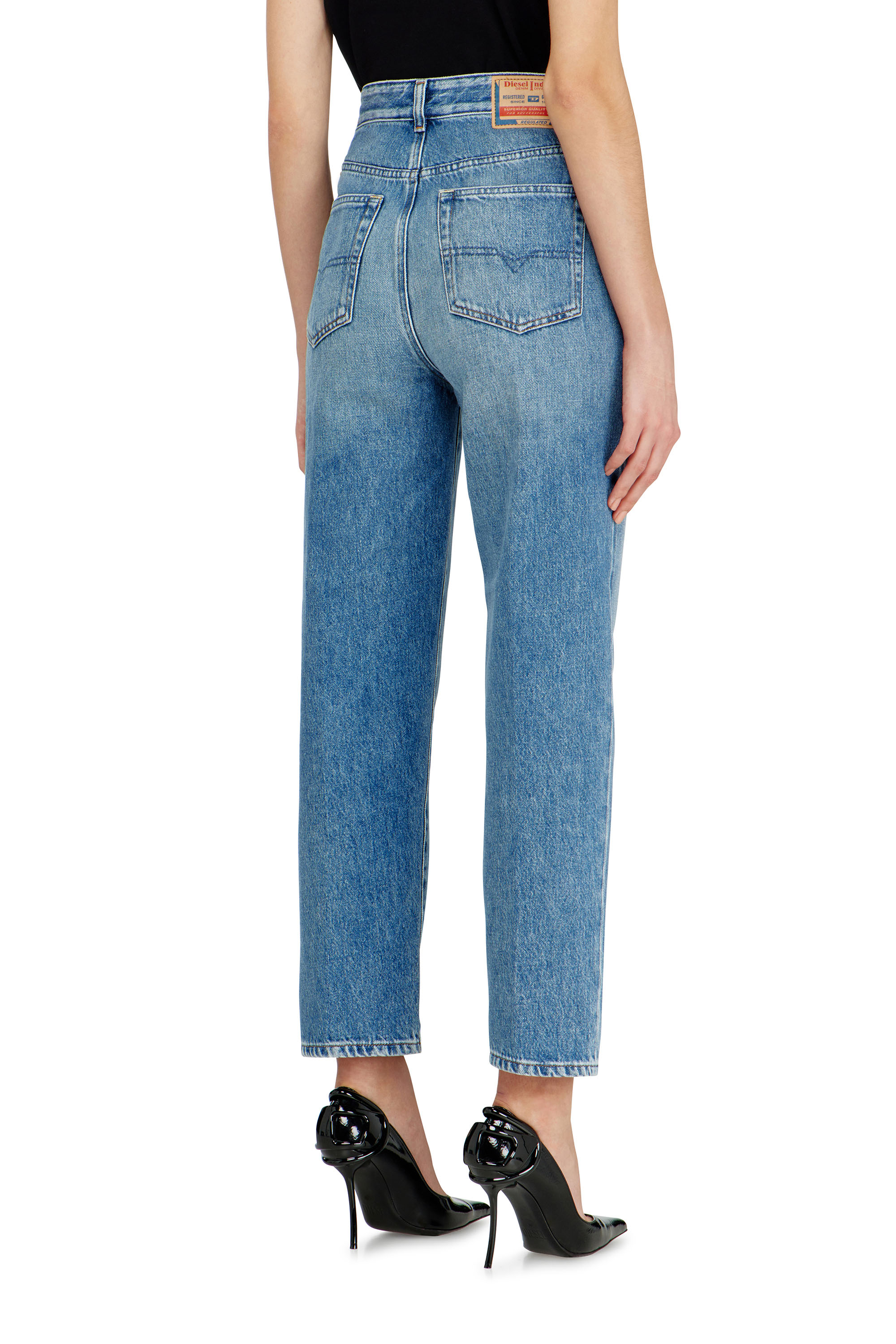 Diesel - Regular Jeans 1981 D-Went 09Q07 Femme, Bleu Clair - Image 5